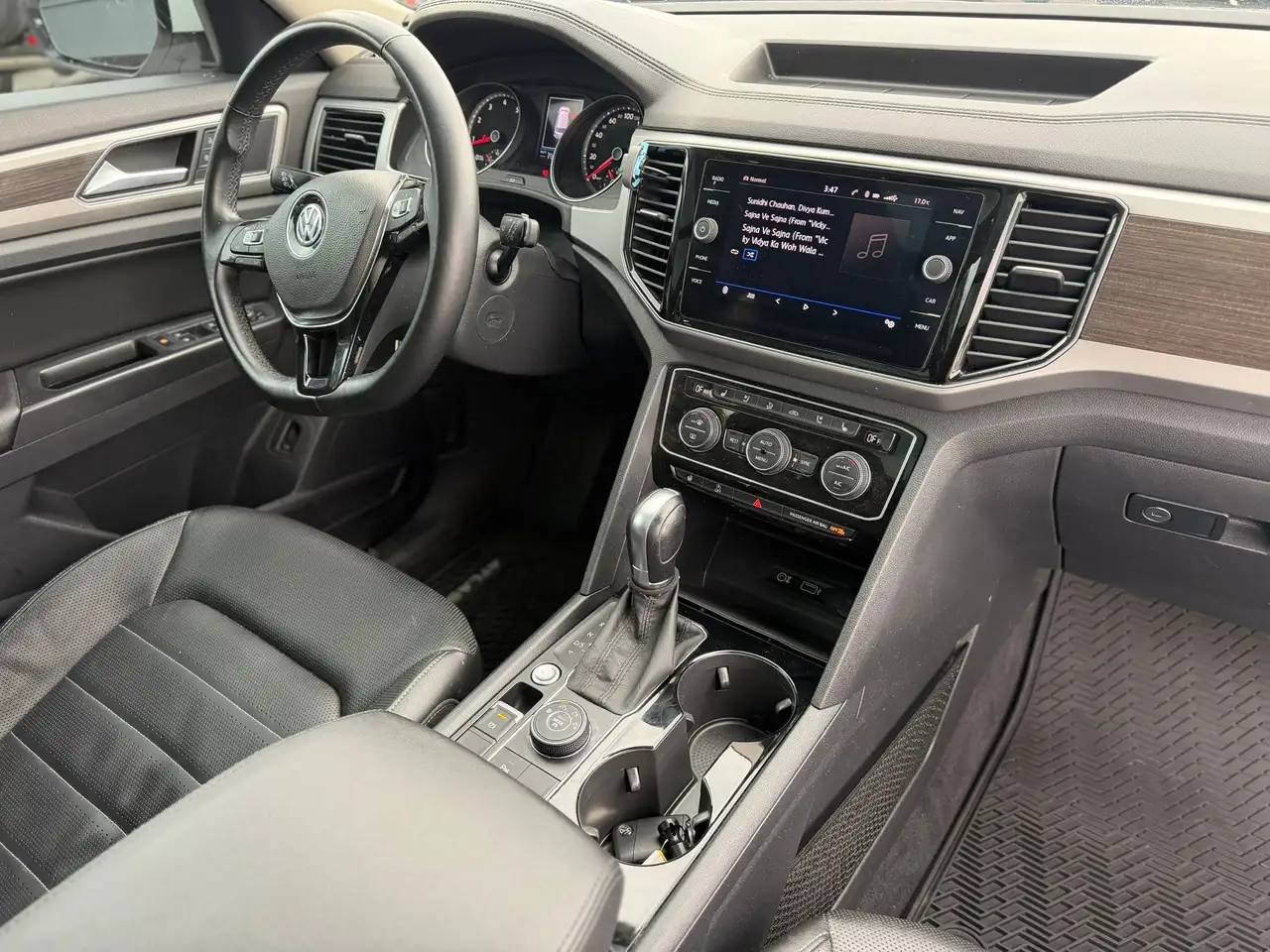 Volkswagen Atlas снимка Volkswagen Atlas