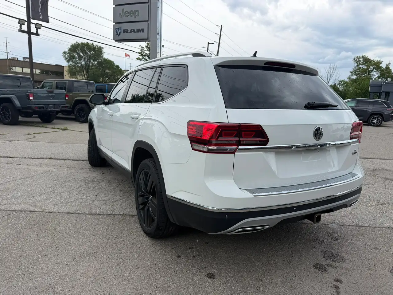 Volkswagen Atlas снимка Volkswagen Atlas