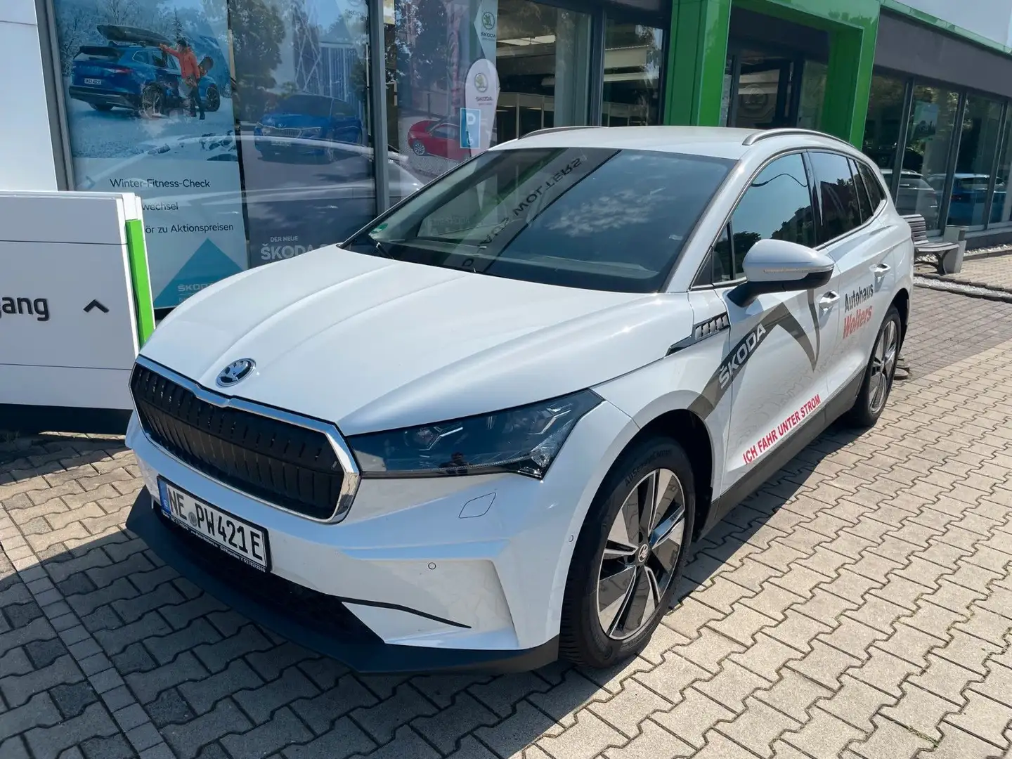 Skoda Enyaq 60 Loft Weiß - 2