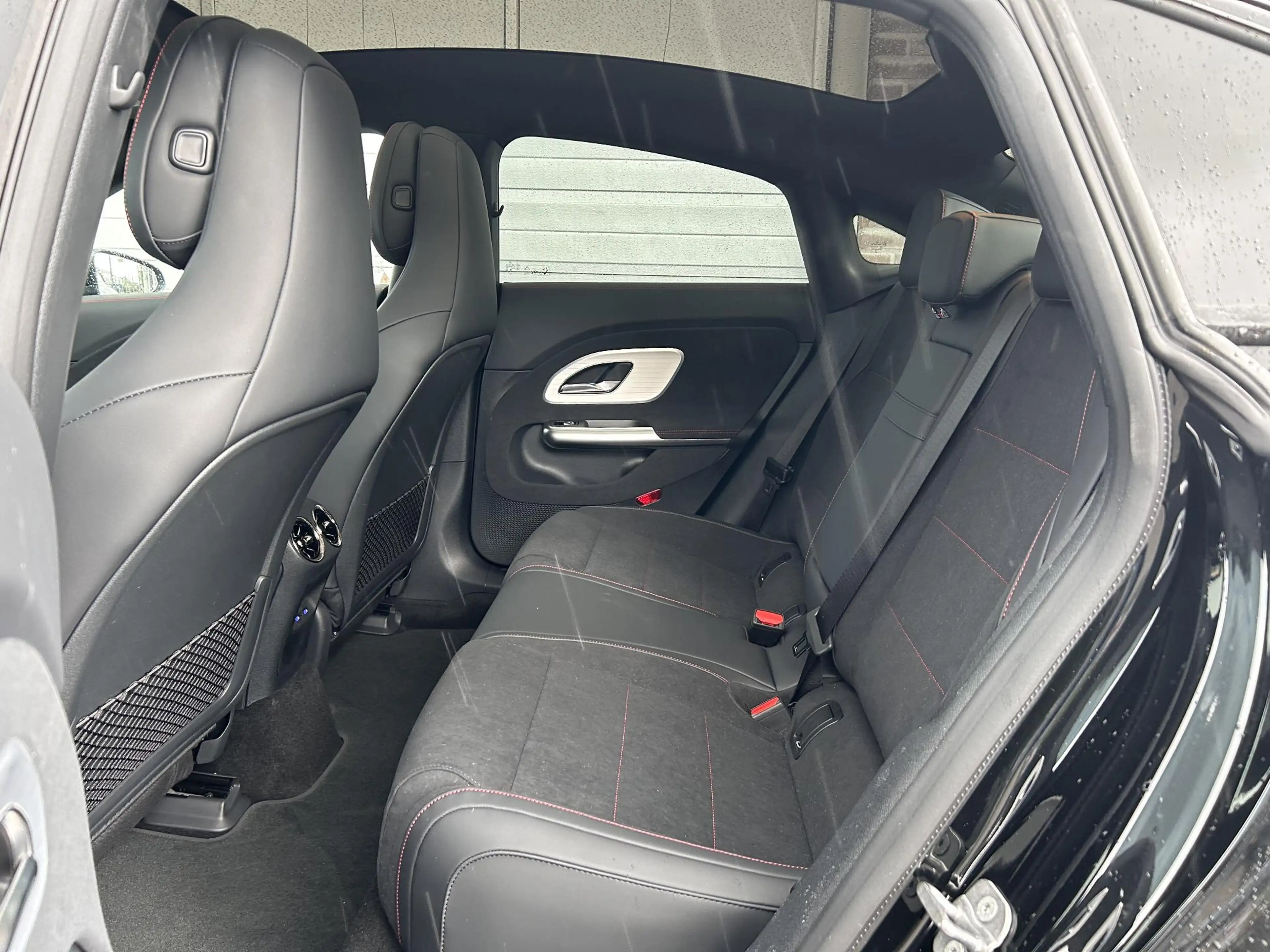 Mercedes-Benz CLA 250 250+ Business Solution AMG 85.5 kWh | Panoramadak — photo 8