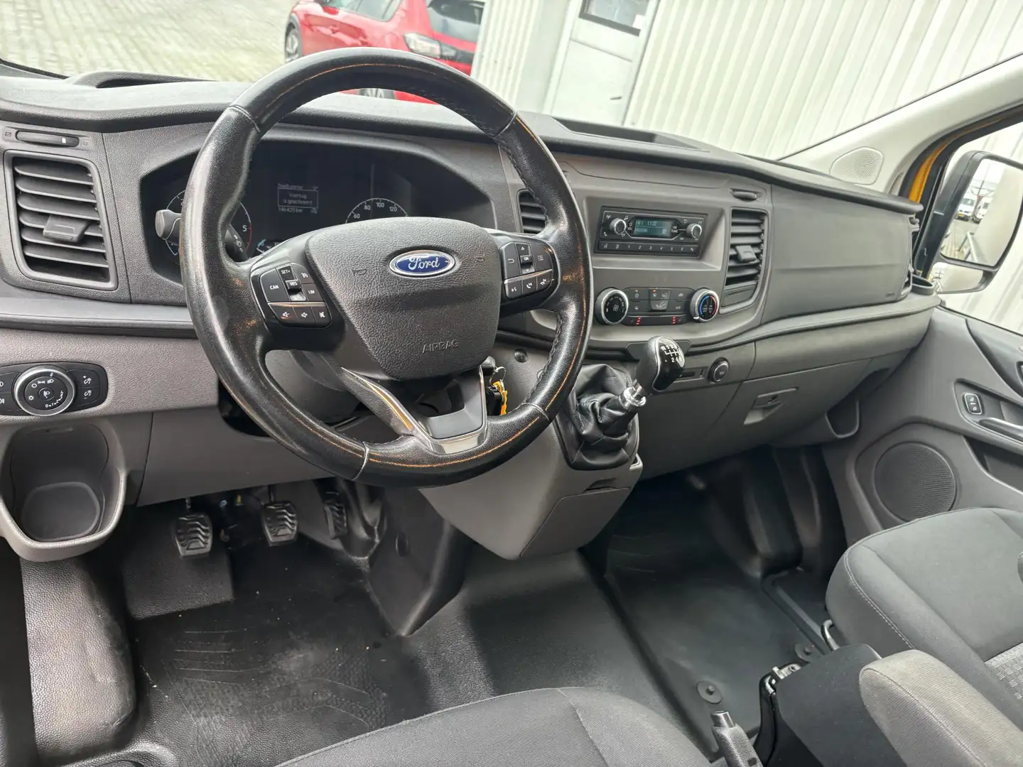 Ford Transit Custom 340 2.0 TDCI L2H1*A/C*CRUISE*NAVI*HAAK*IMPERIAAL* Jaune - 2