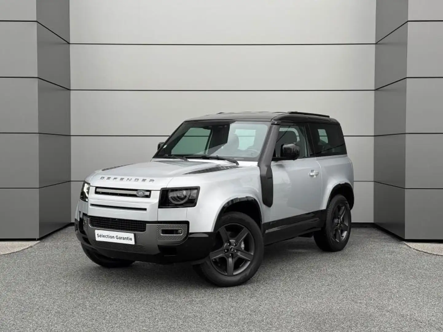 Land Rover Defender 90 3.0 D250 X-Dynamic SE Silber - 1