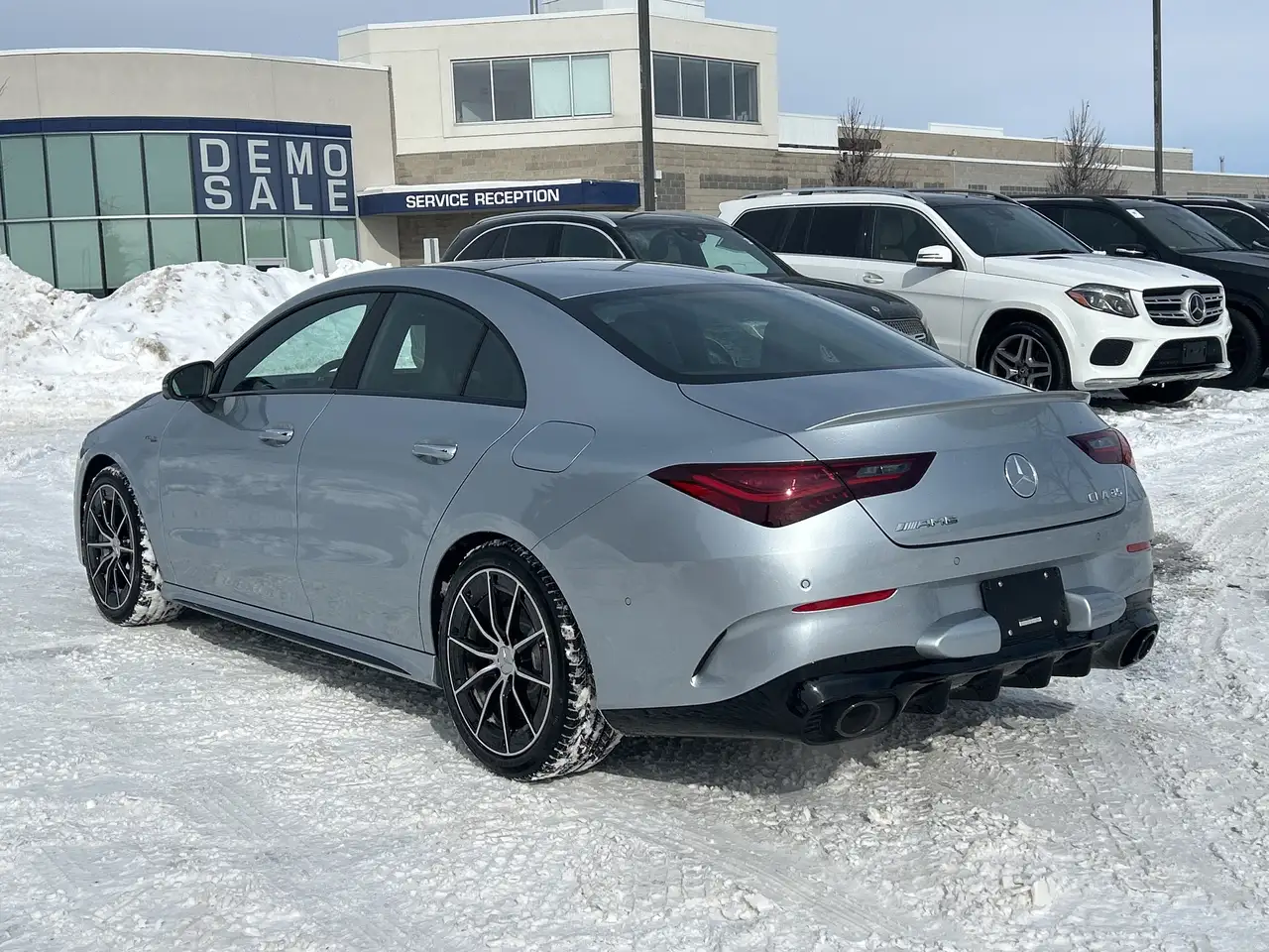Mercedes-Benz CLA снимка Mercedes-Benz CLA