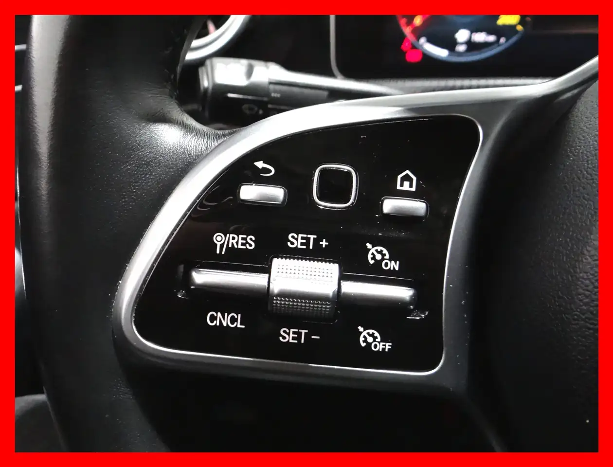 Mercedes-Benz CLA снимка Mercedes-Benz CLA