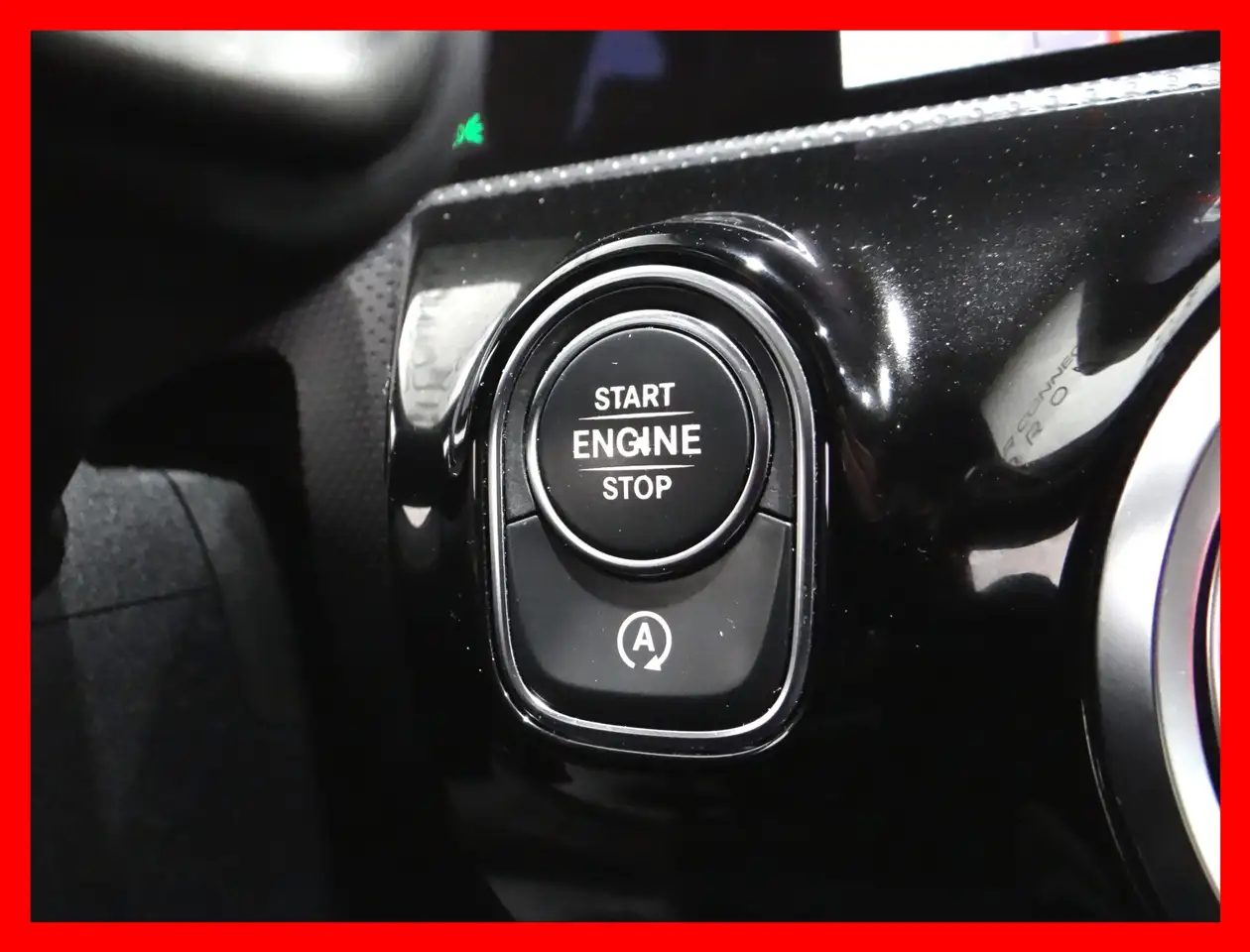 Mercedes-Benz CLA снимка Mercedes-Benz CLA