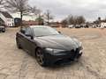 Alfa Romeo Giulia Noir - thumbnail 2