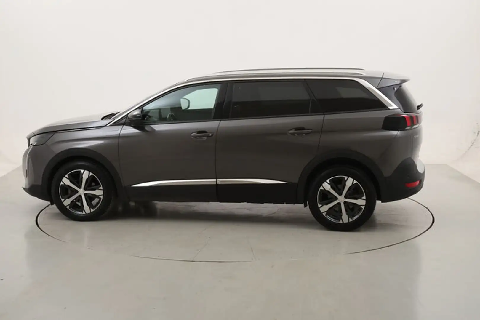 Peugeot 5008 Allure Pack EAT8 - 7 POSTI 1.5 Diesel 131CV Gris - 2