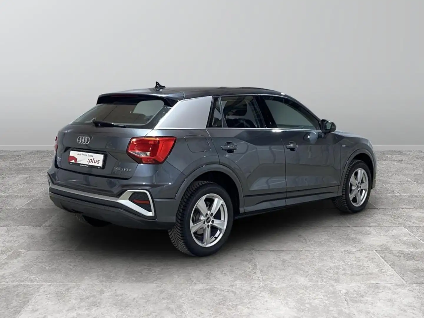 Audi Q2 35 1.5 tfsi S line Edition s-tronic Grigio - 2