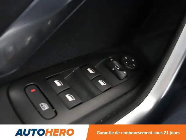 Peugeot 2008 view 27