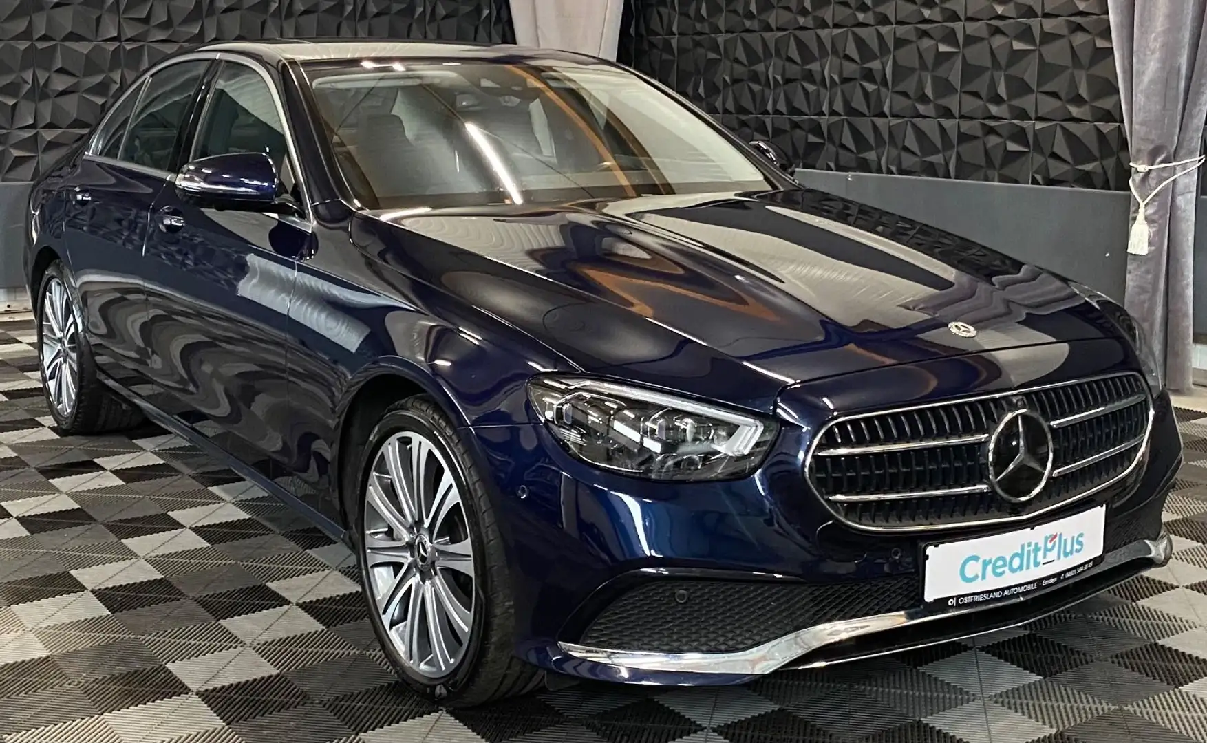 Mercedes-Benz E 450 4Matic Lim. Luftfahr, Multibeam, Burmester Blau - 1