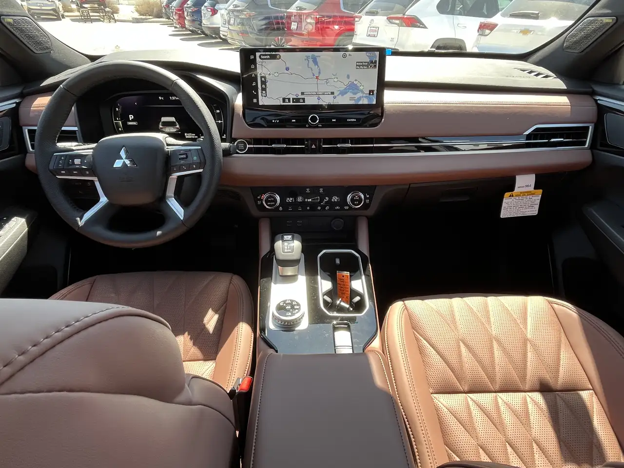 Mitsubishi Outlander снимка Mitsubishi Outlander