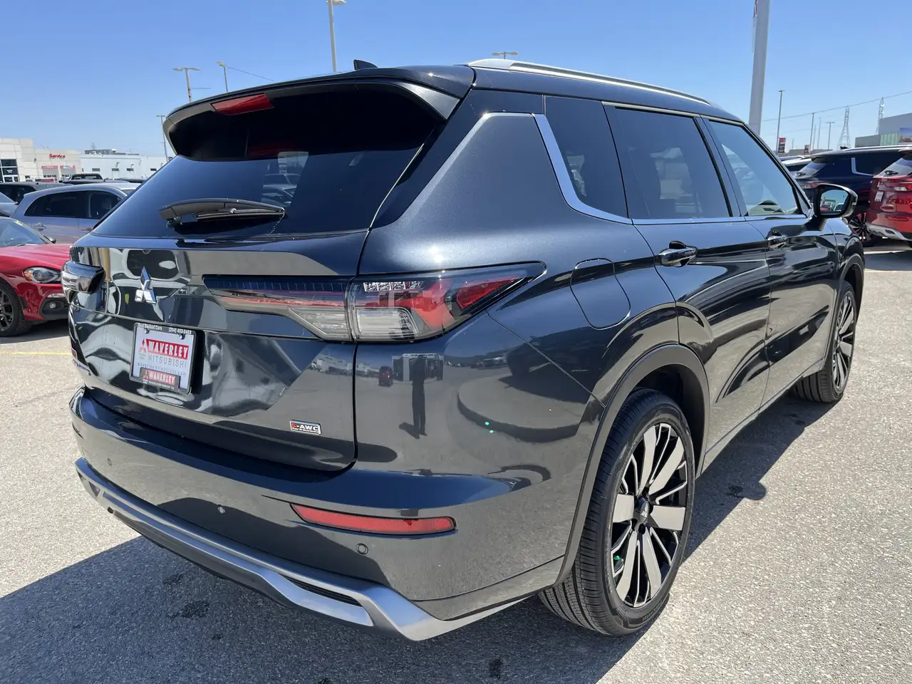 Mitsubishi Outlander снимка Mitsubishi Outlander