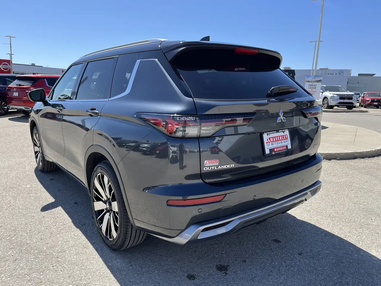 Mitsubishi Outlander снимка Mitsubishi Outlander