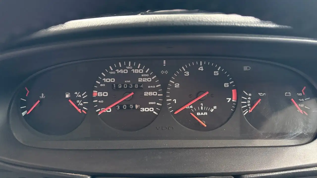 Porsche 944 Turbo 250 PS, 2 Hand, 30Jahre letzter Besitz, foto 12