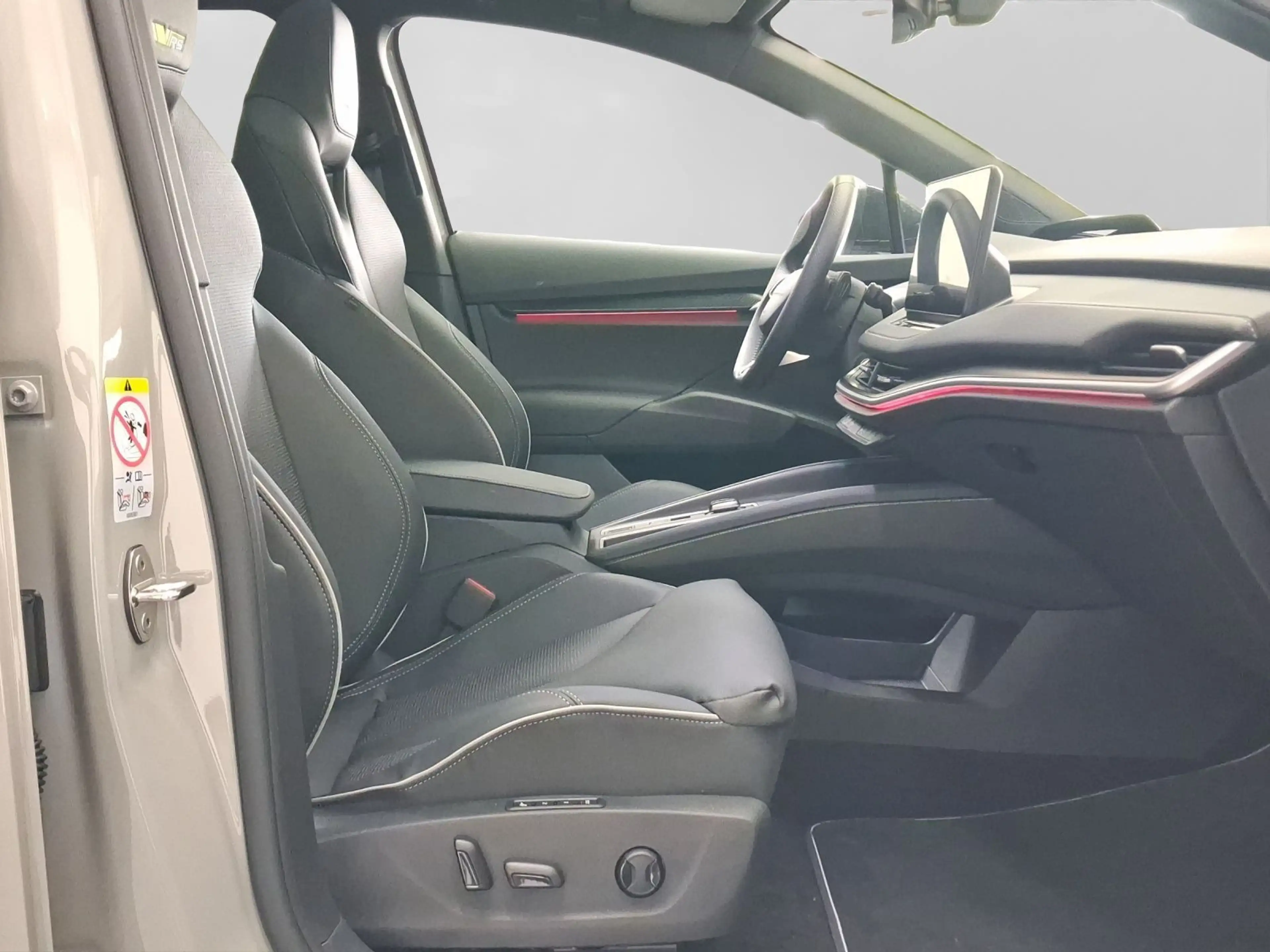 Skoda Enyaq RS SOUND MATRIX 4x SITZH LM21 — photo 4