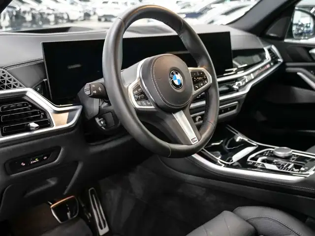 BMW X5 view 7