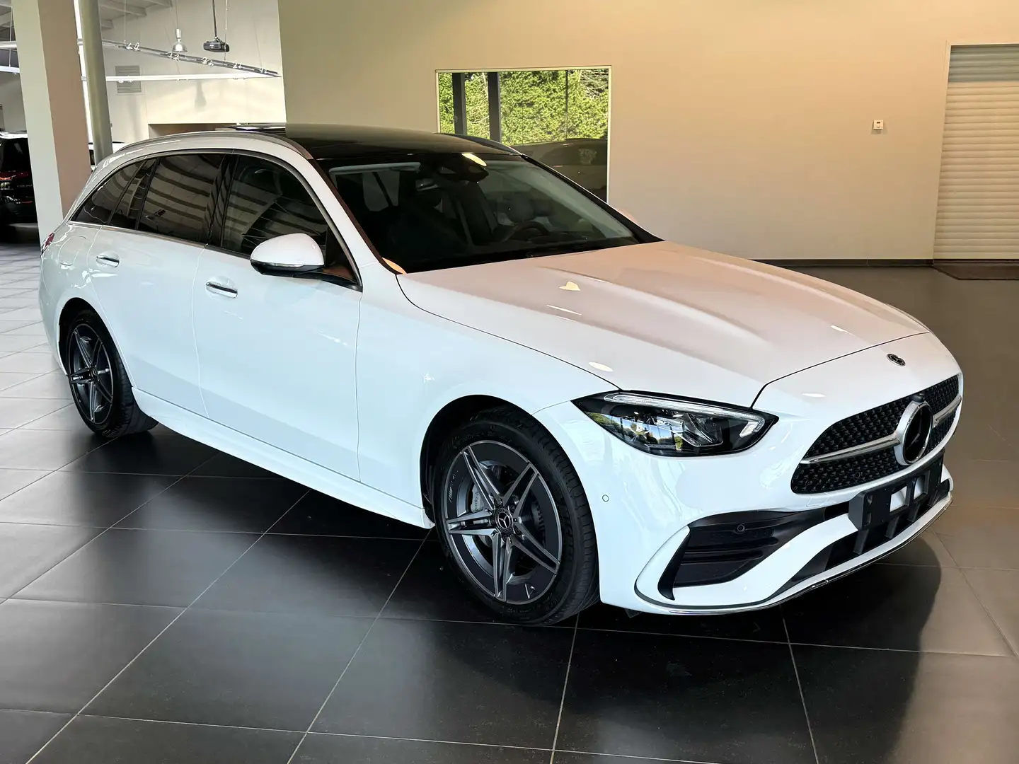 Mercedes-Benz C 300 e Break Amg Panorama, 360 Camera, Distronic, Keyle Argent - 2
