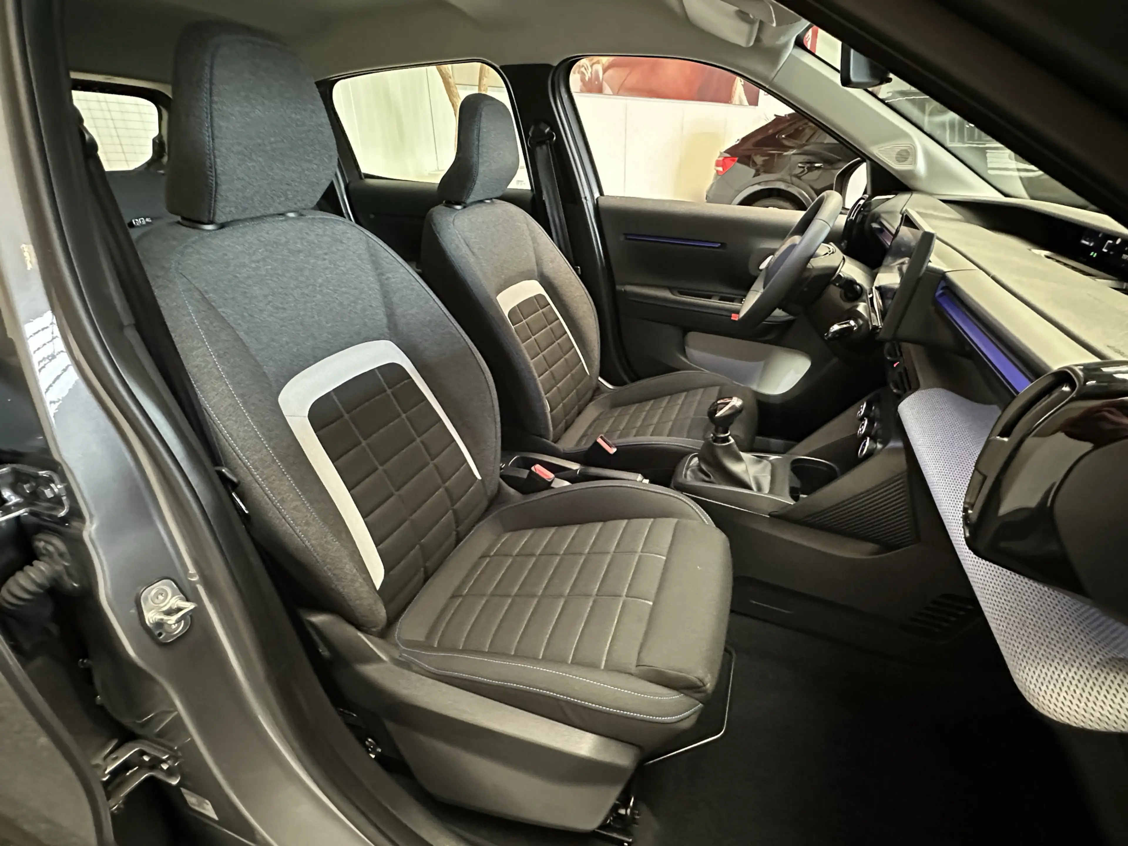 Citroen C3 1.2 TURBO PLUS 100PK NIEUW MODEL 2025 50 STUKS OP — photo 16