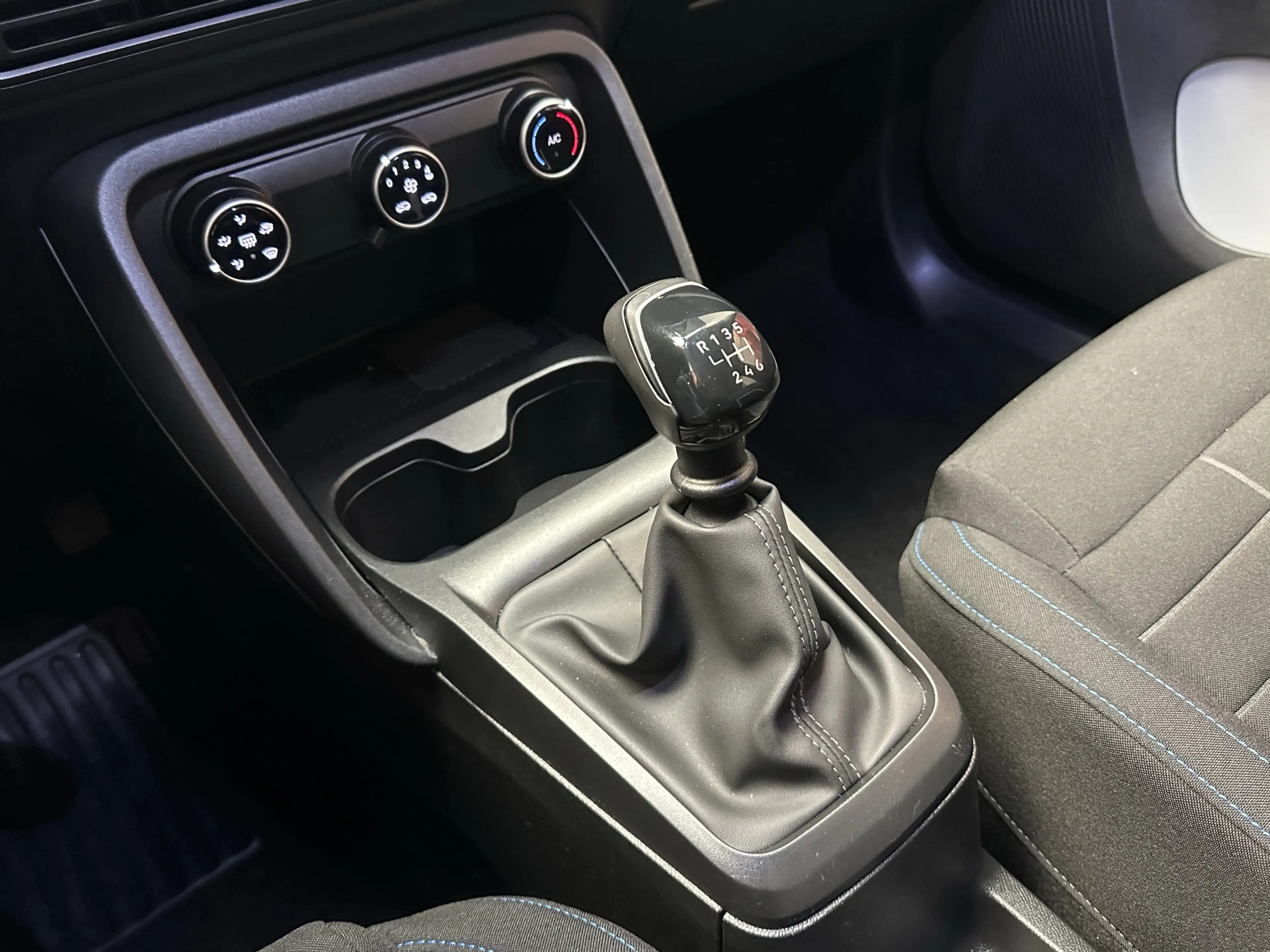 Citroen C3 1.2 TURBO PLUS 100PK NIEUW MODEL 2025 50 STUKS OP — photo 32