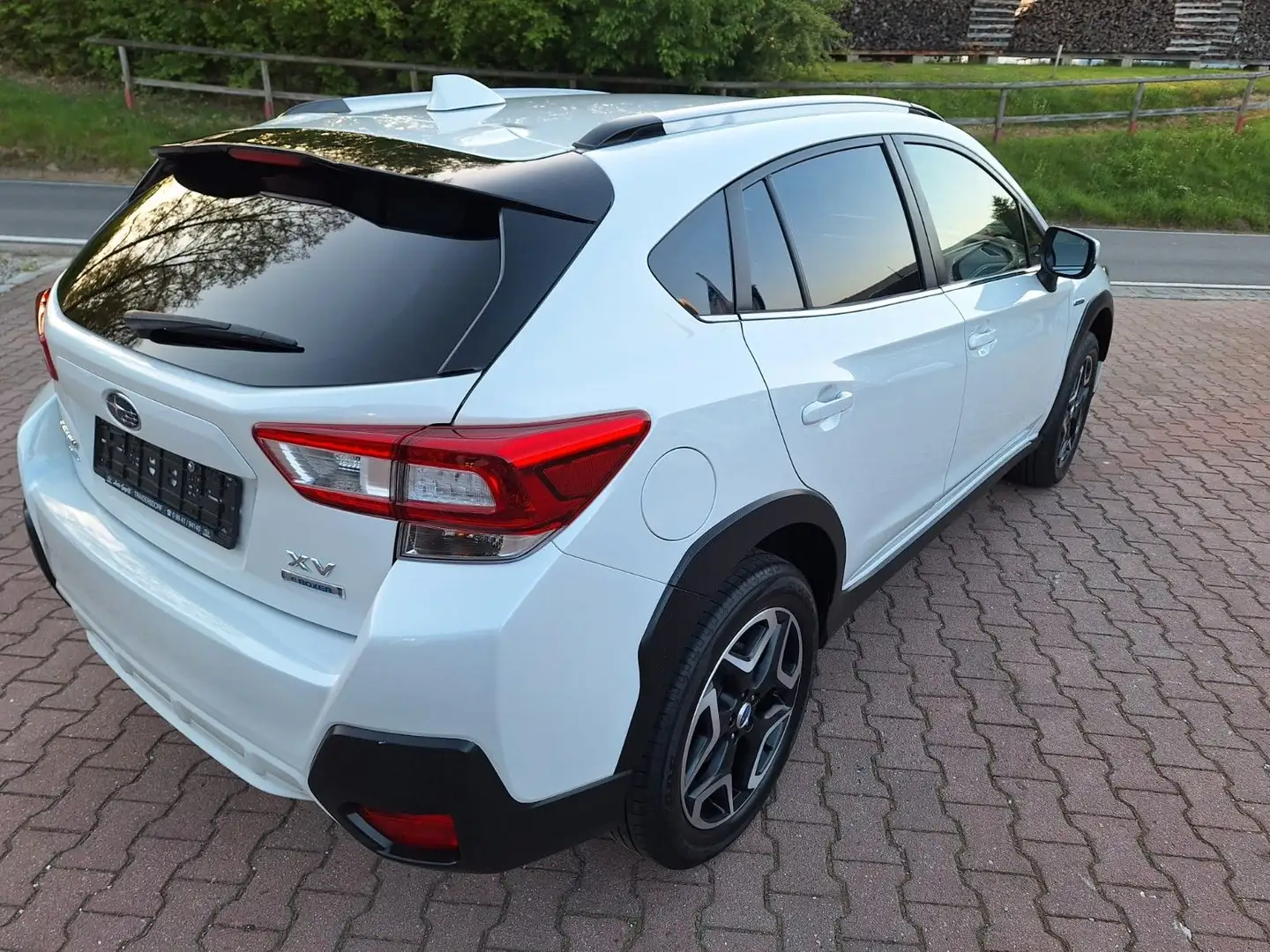 Subaru XV 2.0ie Trend Lineartronic 4WD, AHK, Hybrid Beyaz - 2