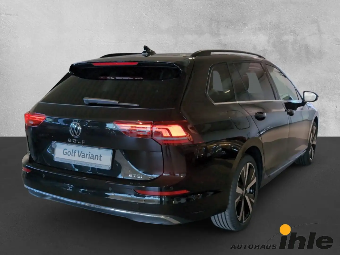 Volkswagen Golf Variant VIII 1,5 eTSI DSG Style AHK+LEDPLUS Schwarz - 2