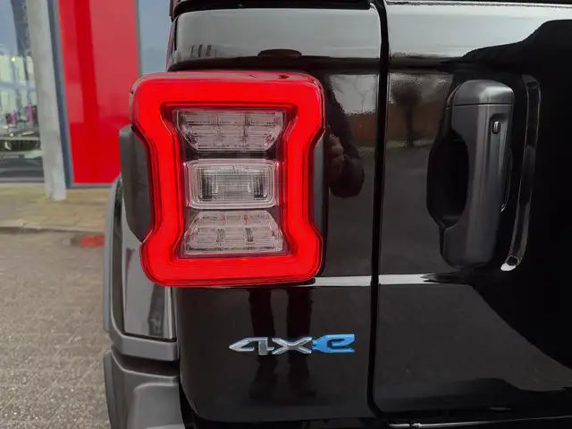 Jeep Wrangler view 7