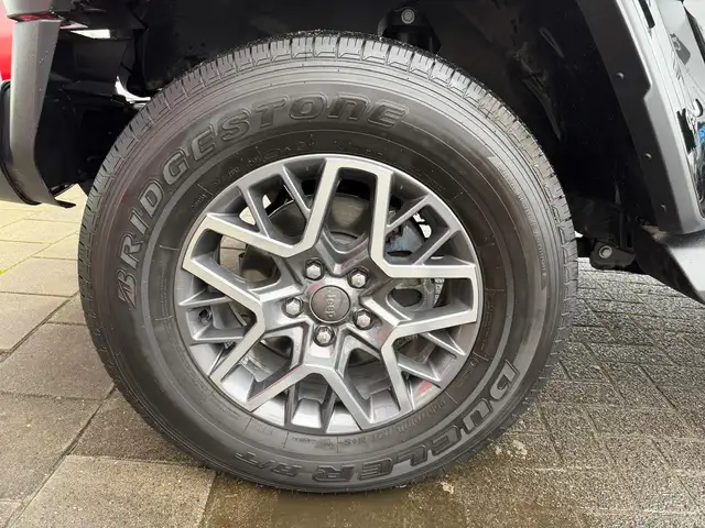 Jeep Wrangler view 10