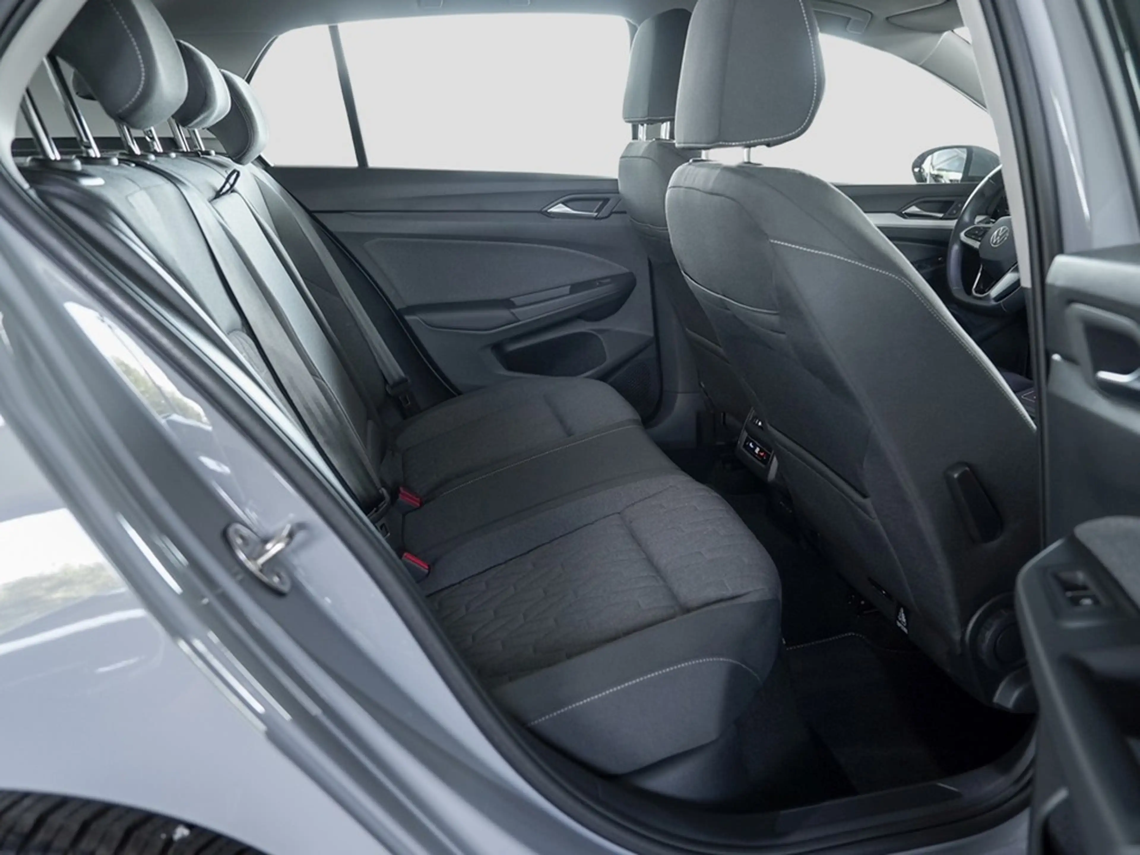 Volkswagen Golf VIII 1,5 TSI Life,AHK,Stand/Lenkrad/Sitzheizung... — photo 10