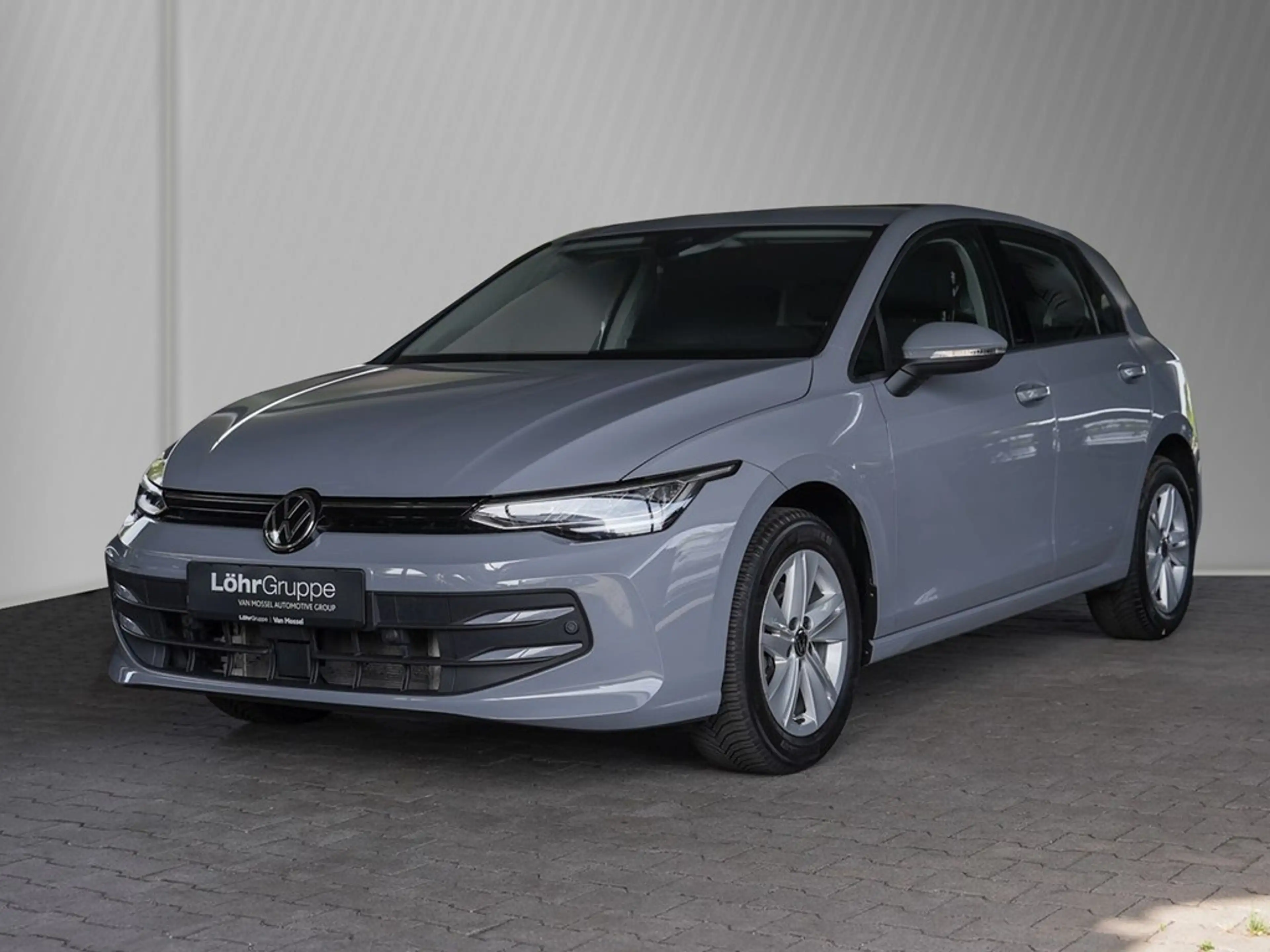 Volkswagen Golf VIII 1,5 TSI Life,AHK,Stand/Lenkrad/Sitzheizung... — photo 2