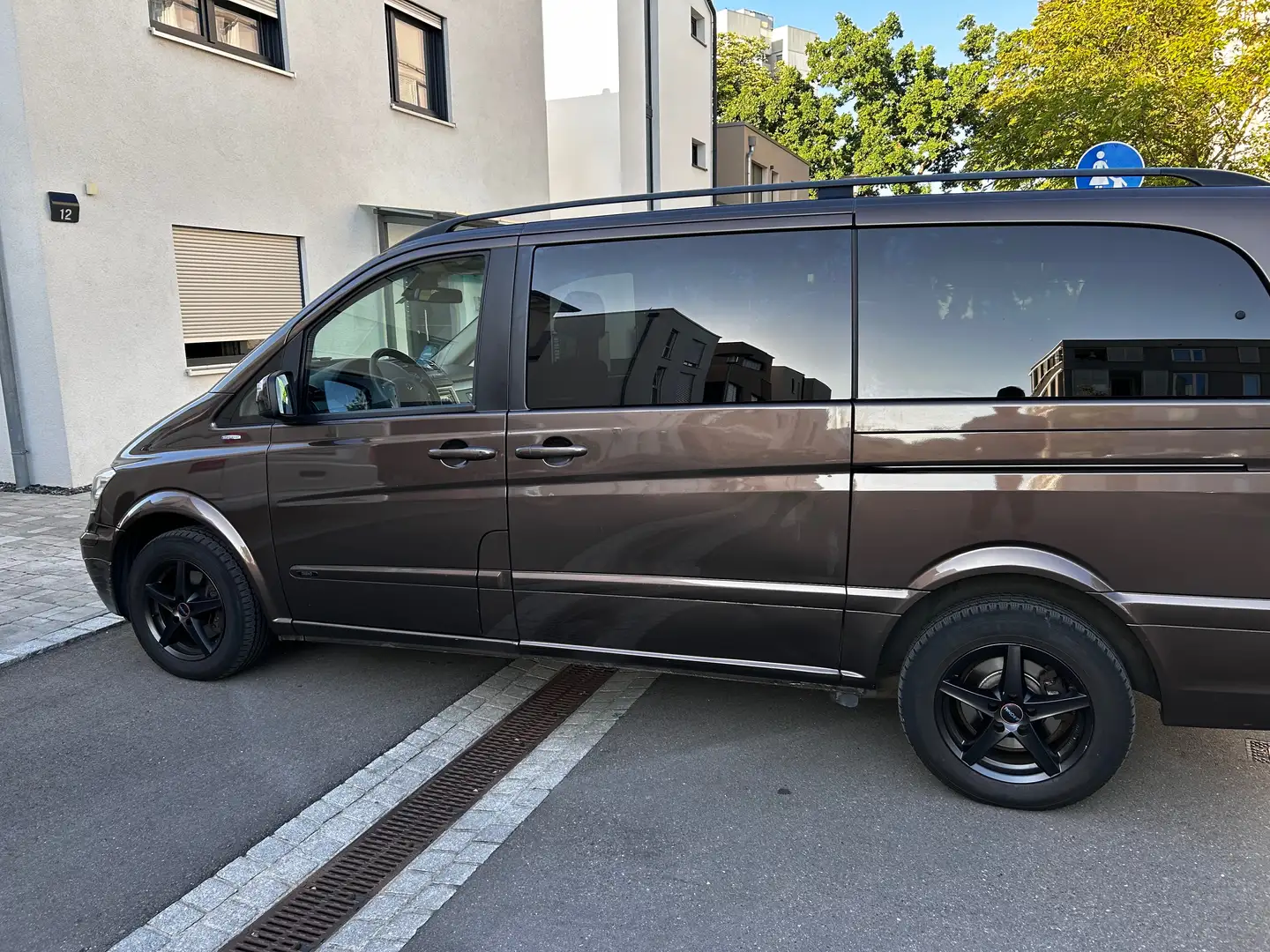 Mercedes-Benz Viano Viano 2.2 CDI DPF extralang Automatik Trend Коричневый - 1