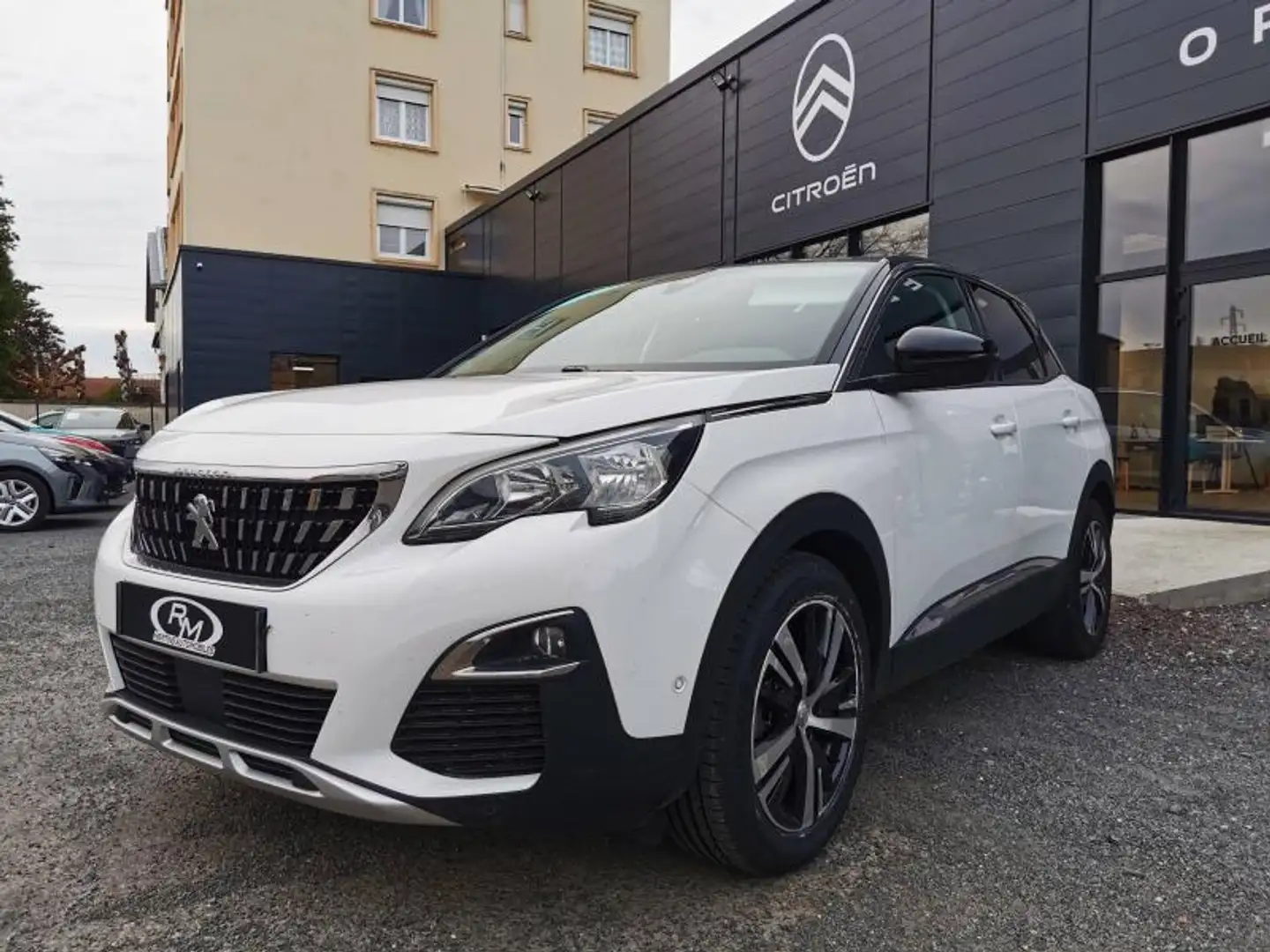 Peugeot 3008 1.2 PureTech 130ch Allure S\u0026S Blanc - 1