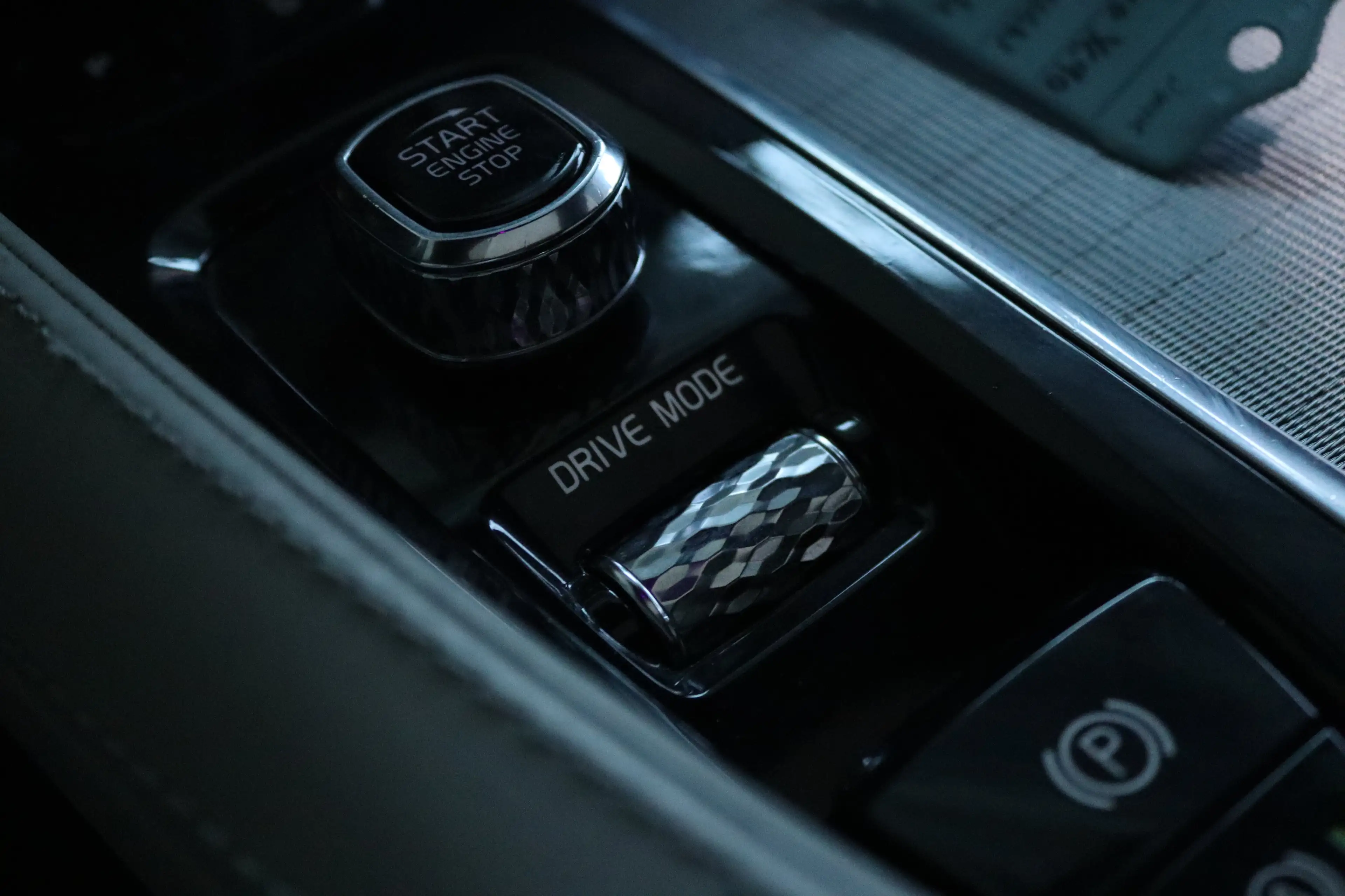 Volvo XC90 2.0 T8 Recharge AWD R-Design ''OP AFSPRAAK'' | SoH — photo 34