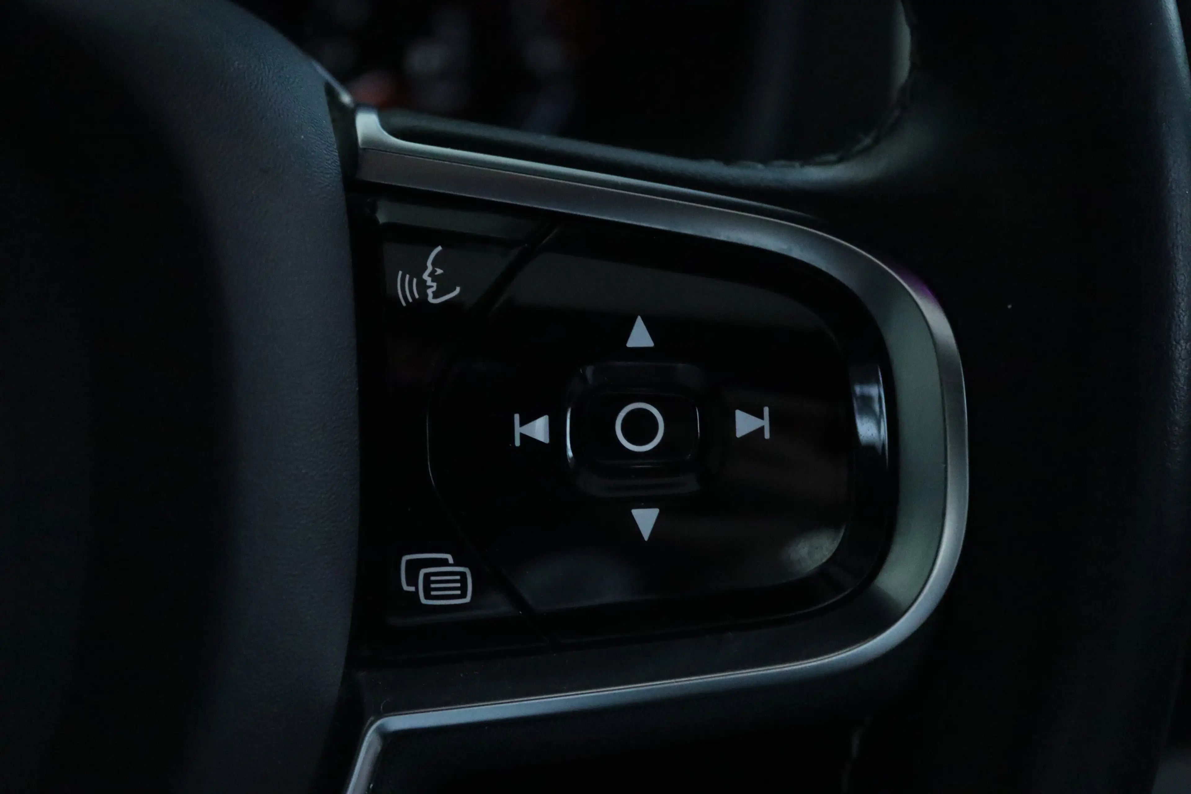 Volvo XC90 2.0 T8 Recharge AWD R-Design ''OP AFSPRAAK'' | SoH — photo 50