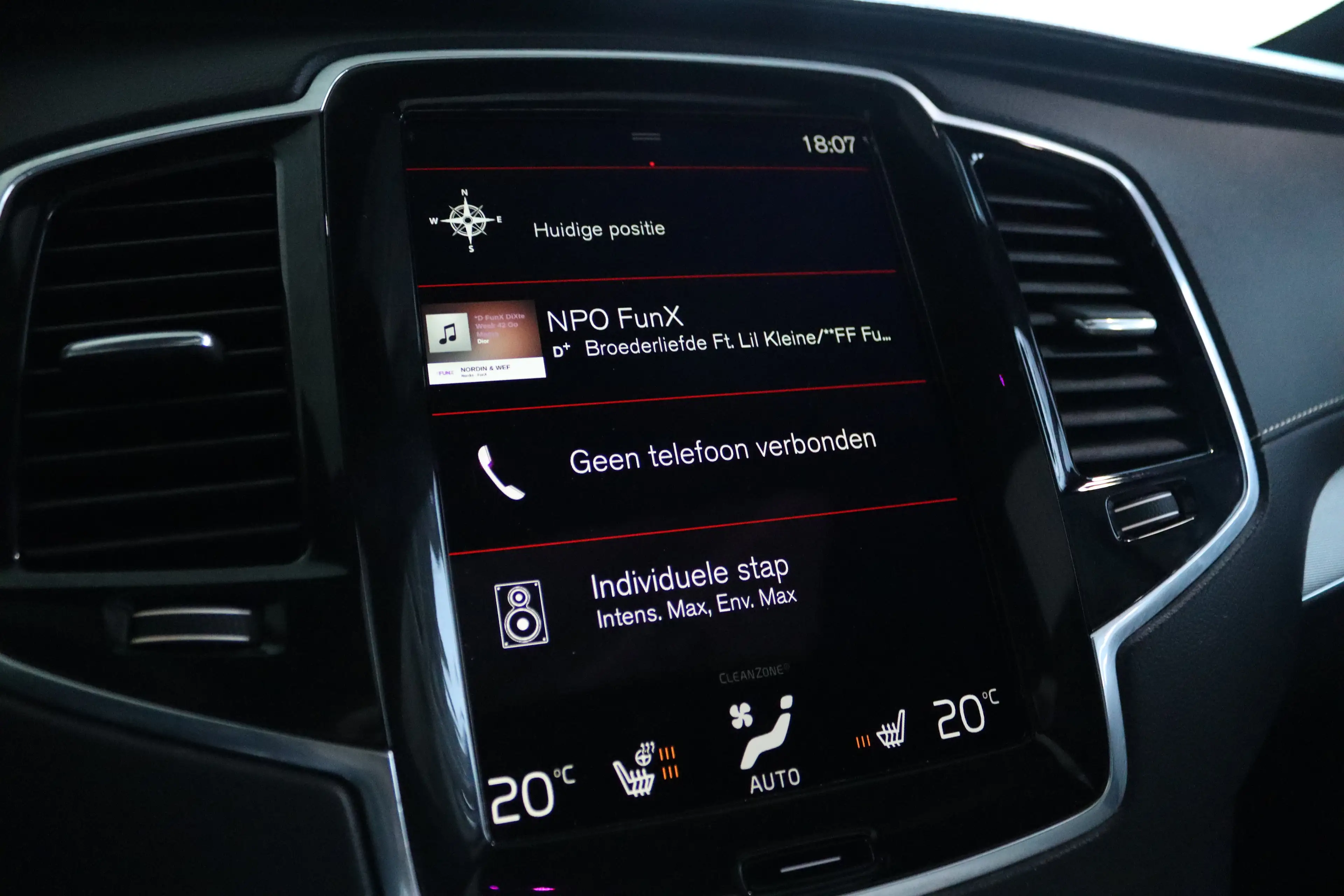 Volvo XC90 2.0 T8 Recharge AWD R-Design ''OP AFSPRAAK'' | SoH — photo 38