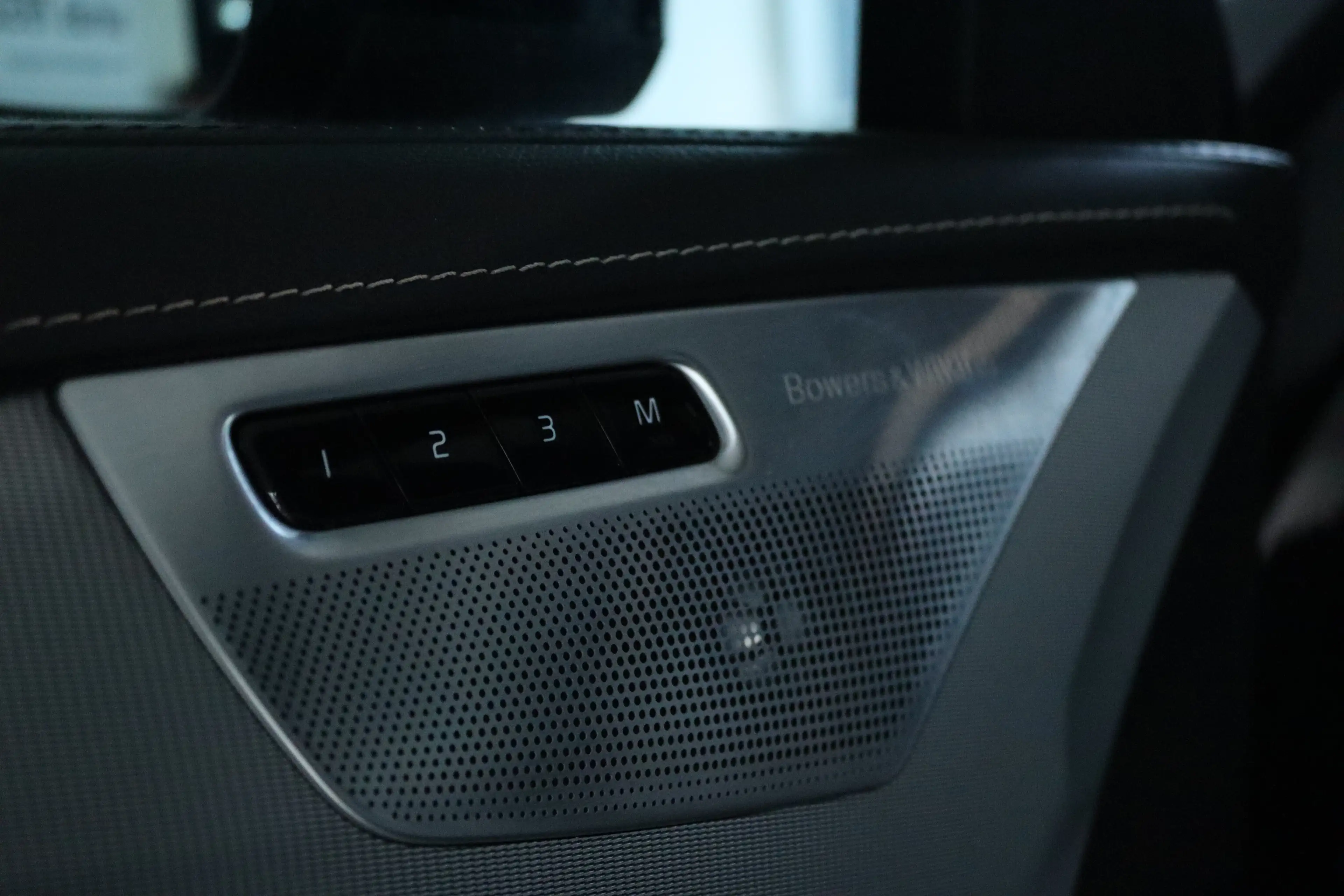 Volvo XC90 2.0 T8 Recharge AWD R-Design ''OP AFSPRAAK'' | SoH — photo 32