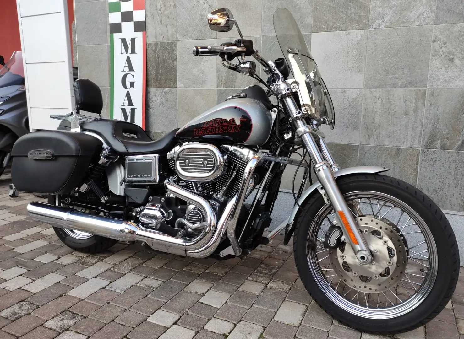Harley-Davidson Dyna Low Rider 1690 Grau - 1