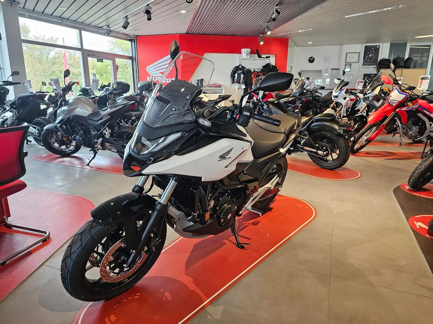 Honda NC 750 X DCT Bílá - 1