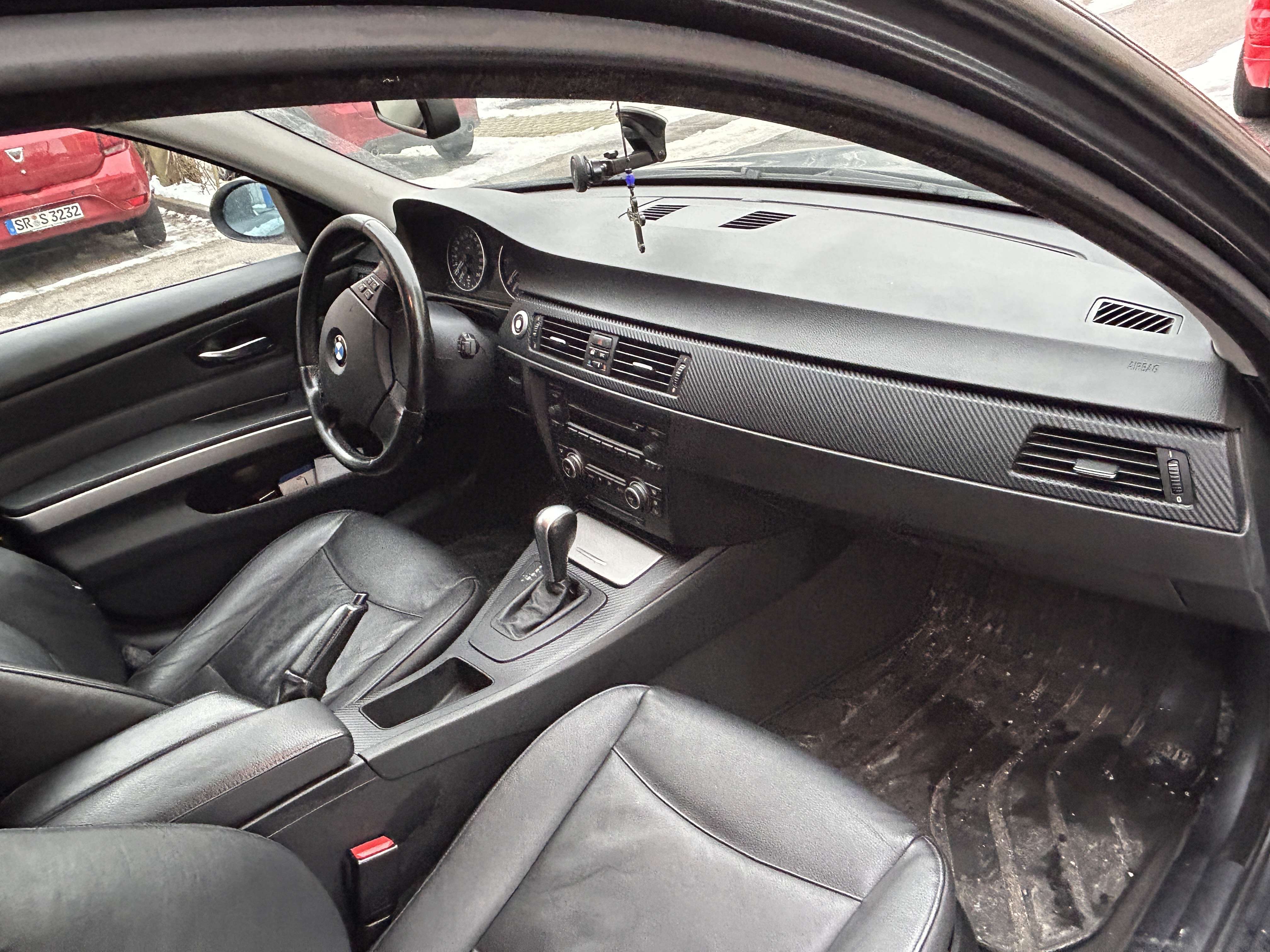 Second hand Bmw 3 Series 320