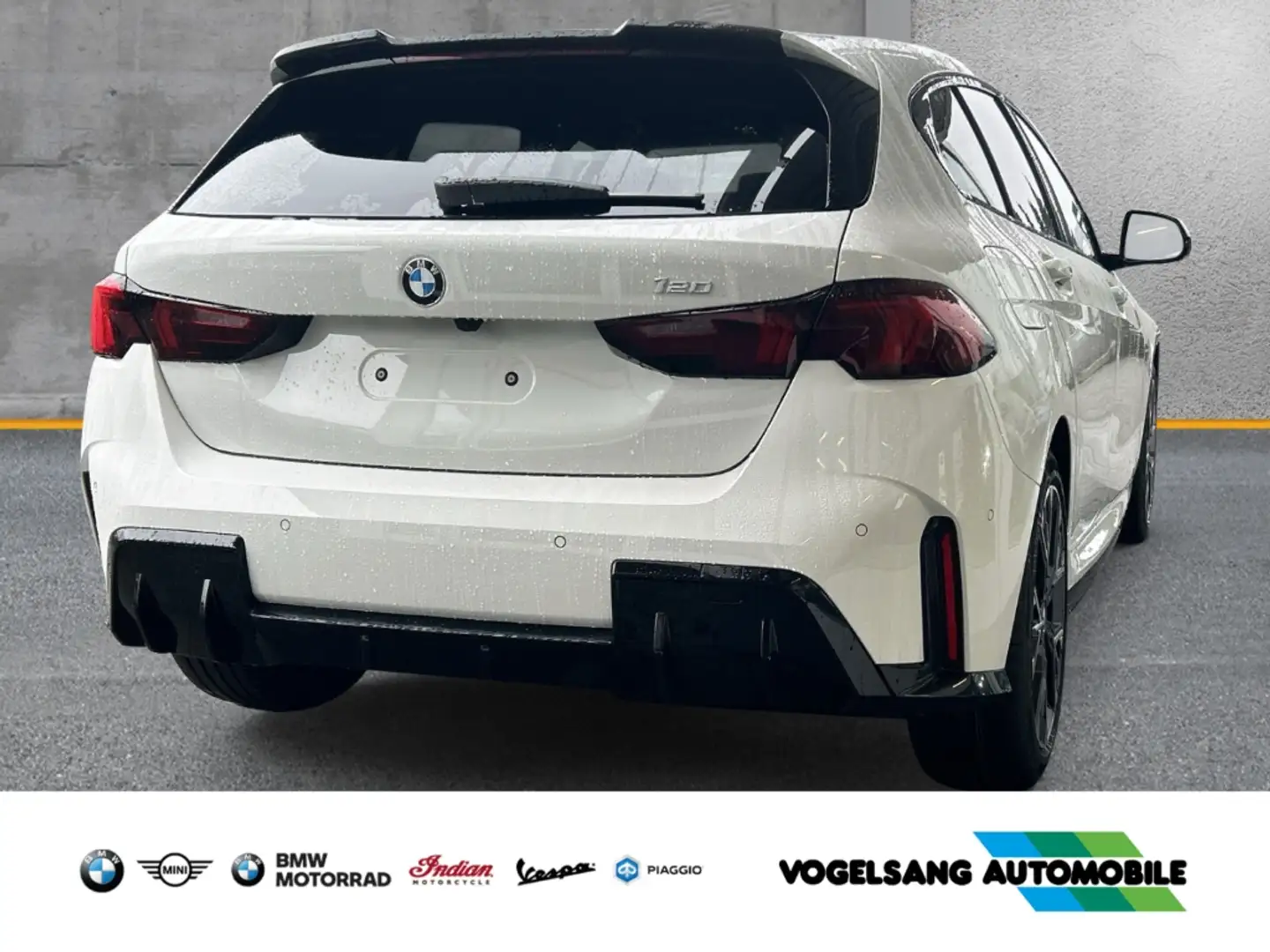 BMW 120 i M Sport Sportpaket AD El. Panodach Navi Digitale Weiß - 2