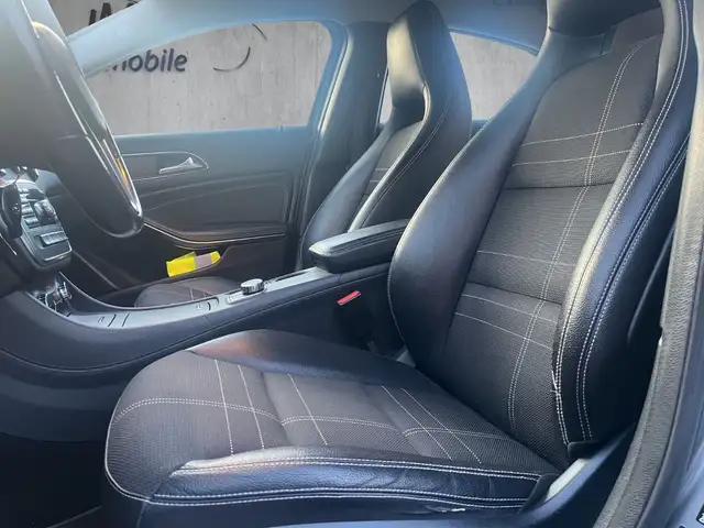 Mercedes-Benz A view 11
