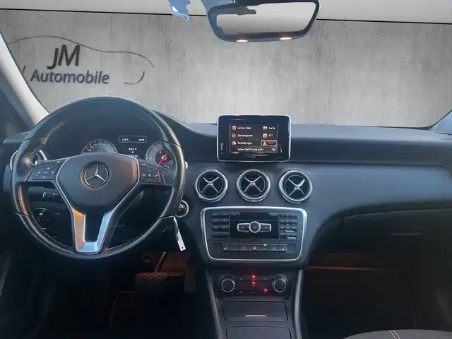 Mercedes-Benz A view 13