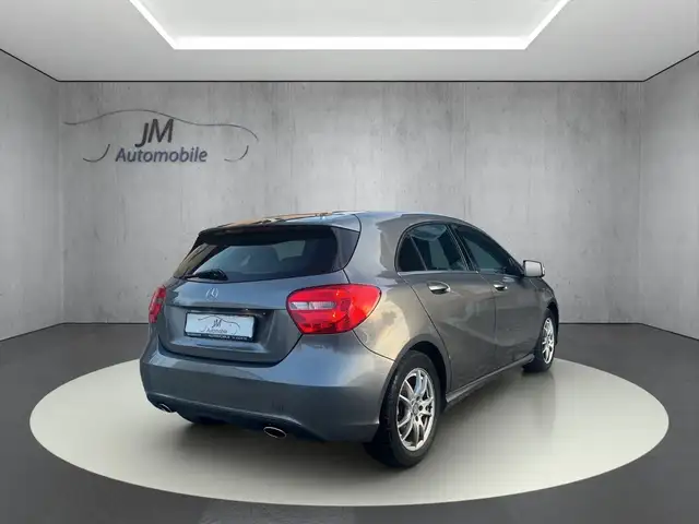 Mercedes-Benz A view 7