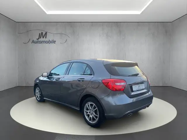 Mercedes-Benz A view 6