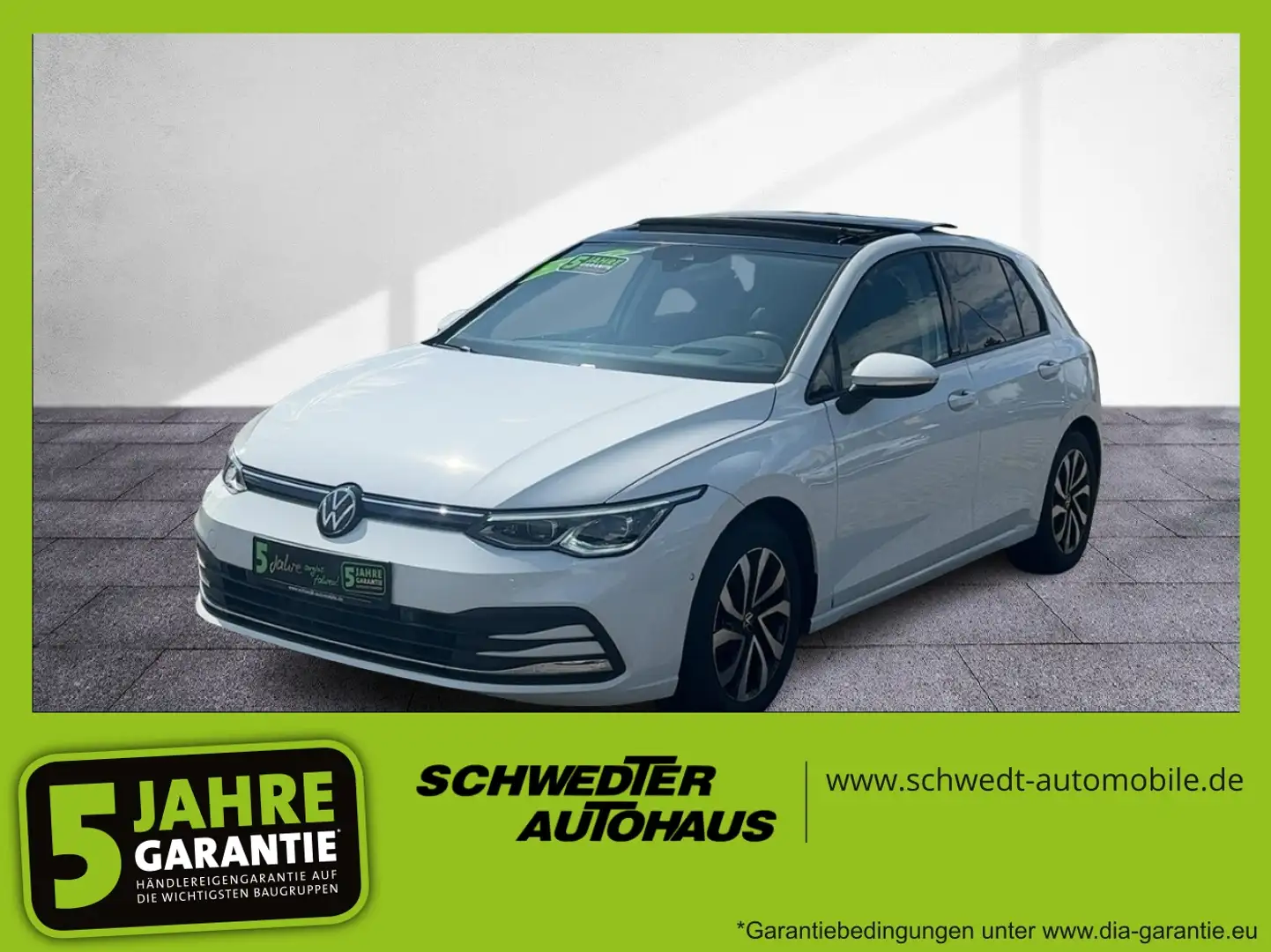 Volkswagen Golf VIII 2.0 TDI Active **PANO**AHK**LED Weiß - 1
