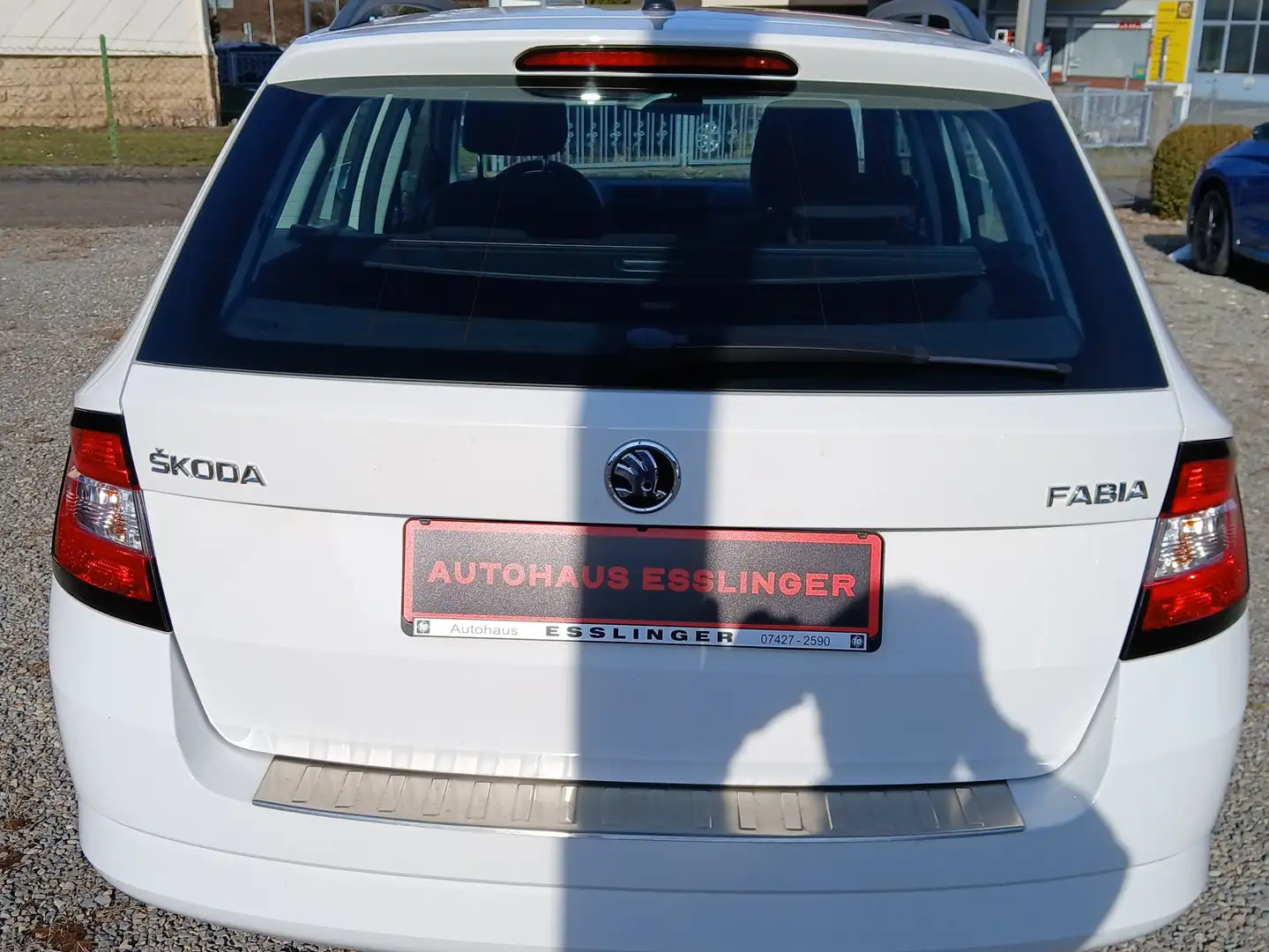 Skoda Fabia Combi 1,0 TSI Ambiente 1.Hand Weiß - 2