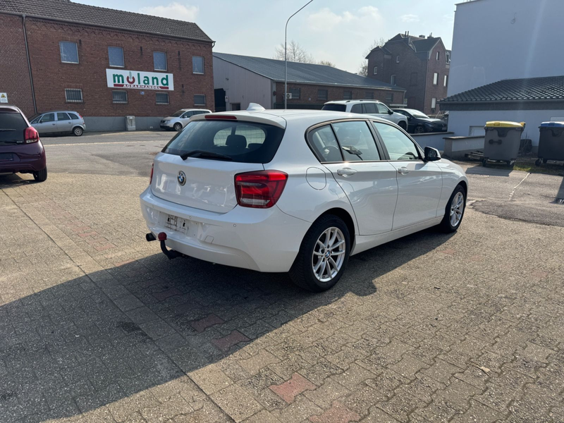 BMW 116 d 5-trg Klimaauto PDC ANHÄNGERKPL Multifkt — photo 3