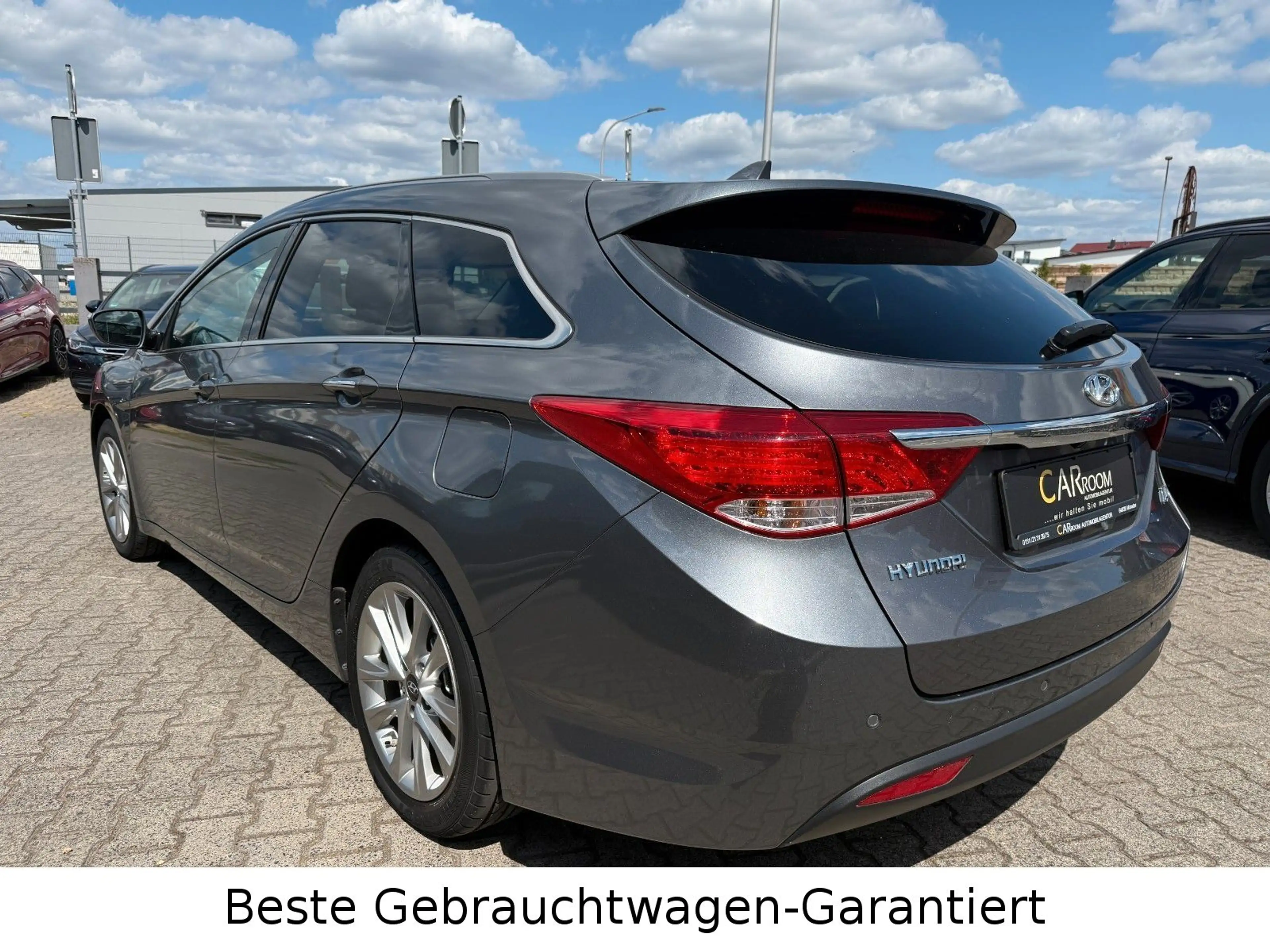 Hyundai i40 FIFA World Cup Edition*Kamera*Tüv 2028* — photo 8