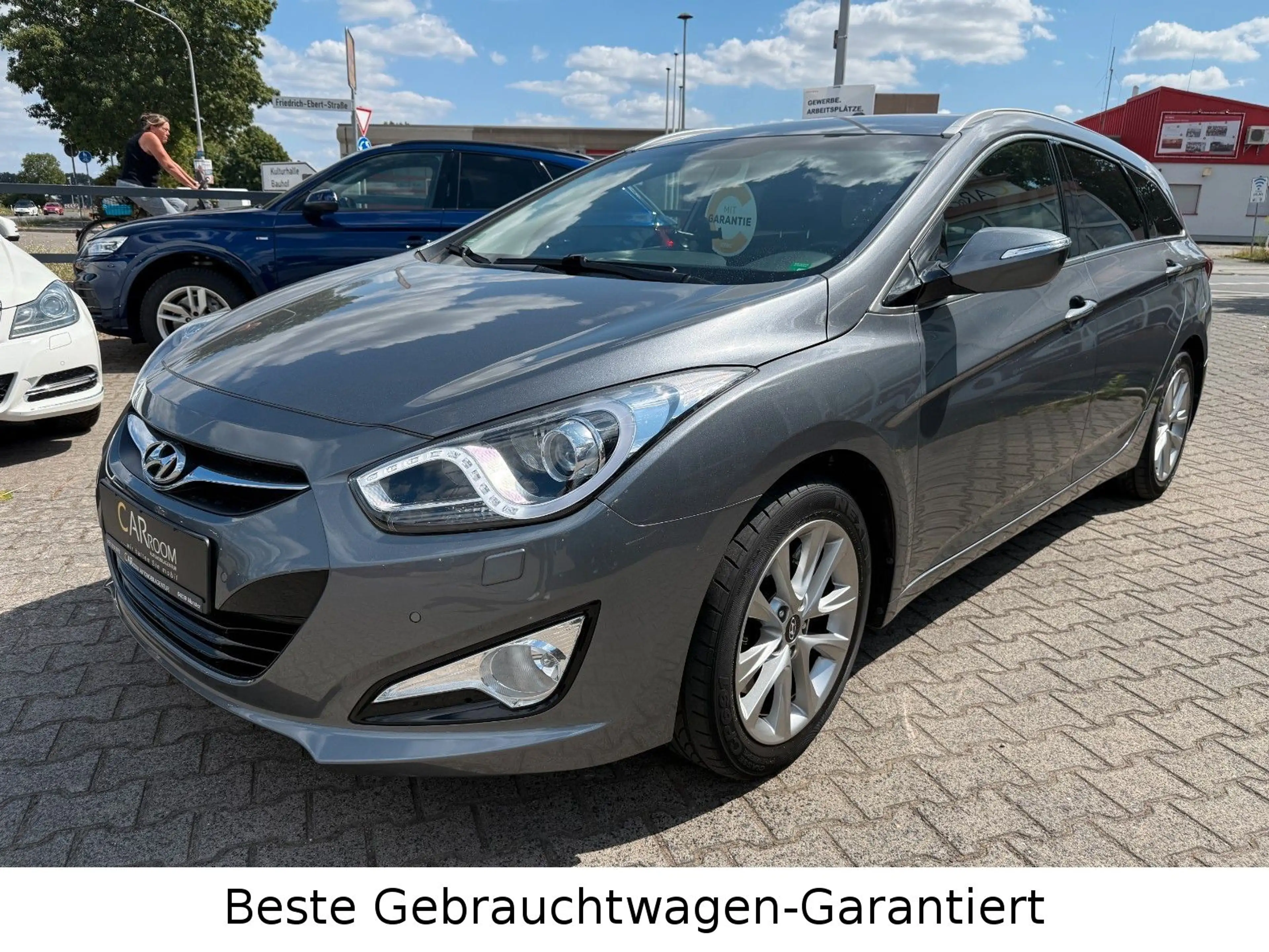 Hyundai i40 FIFA World Cup Edition*Kamera*Tüv 2028* — photo 2