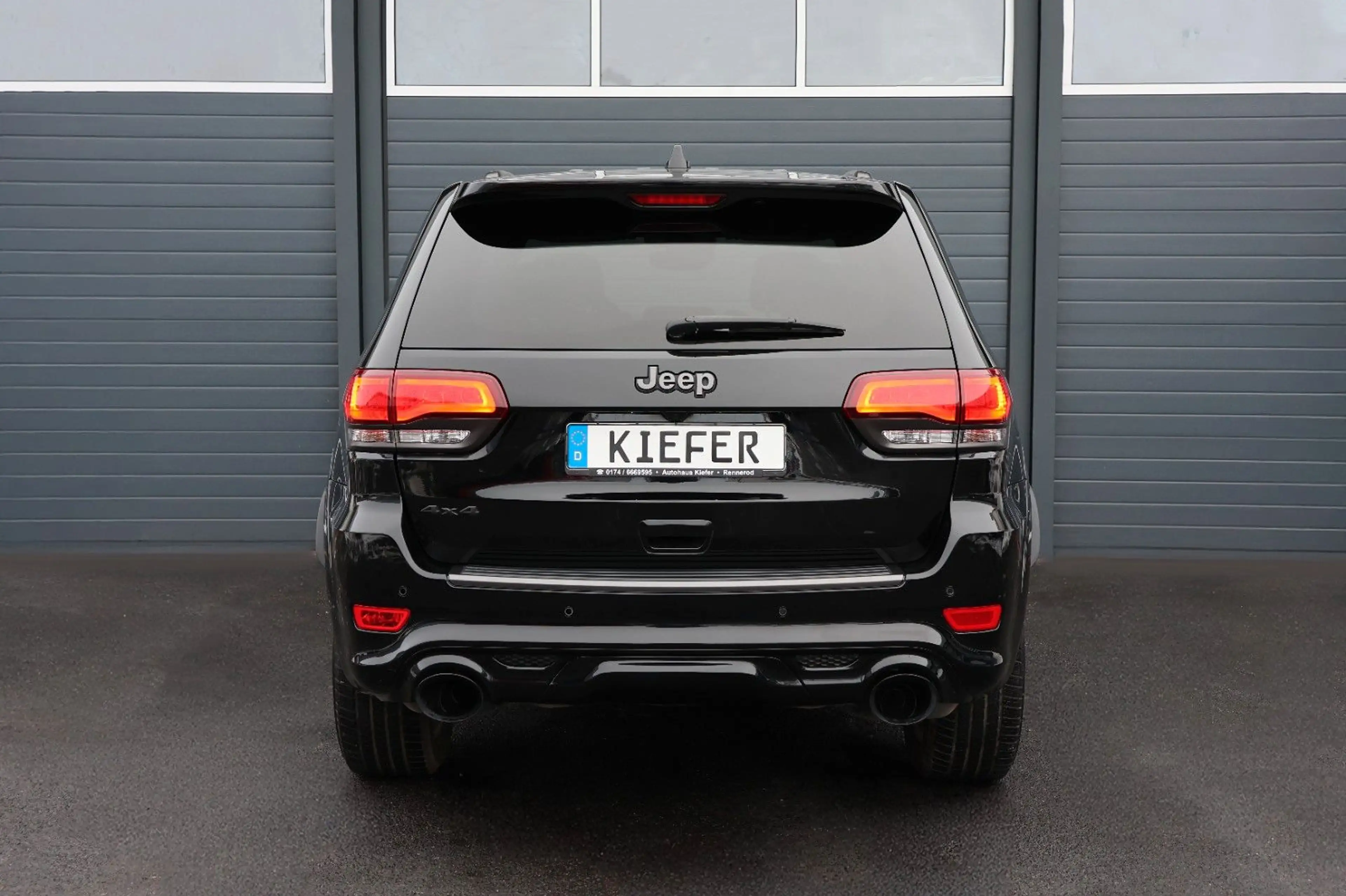 Jeep Grand Cherokee 3.6 SRT8 Optik/ACC/4xSHZ/R20 — photo 6