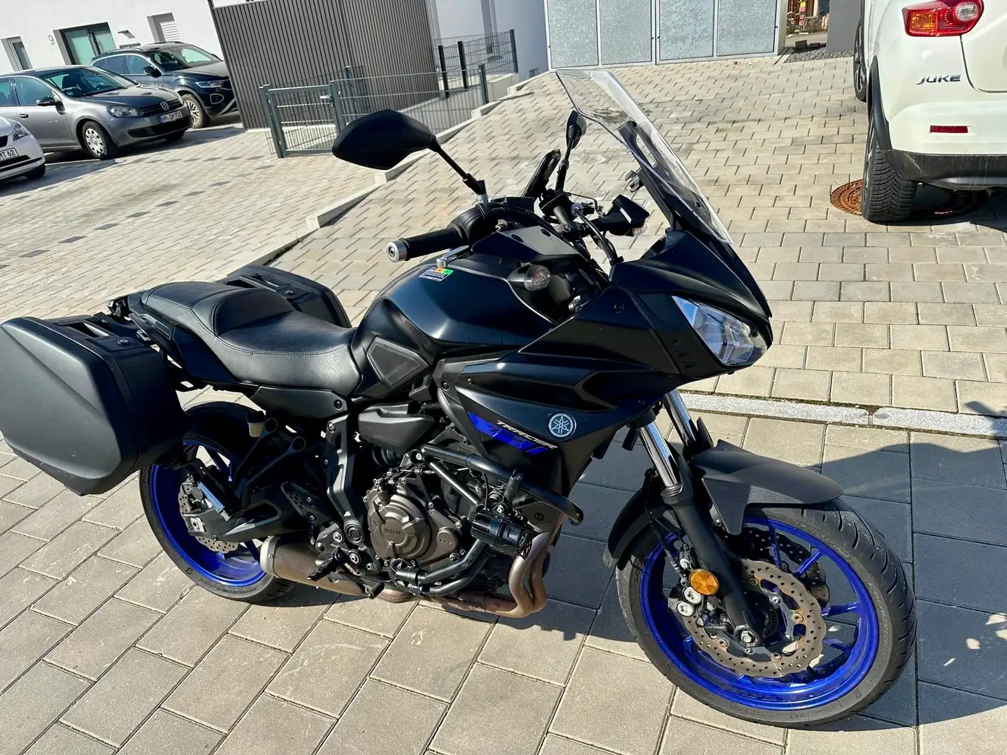 Yamaha Tracer 700 Negro - 1